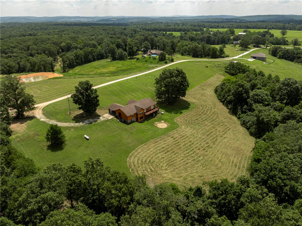 Huntsville, Arkansas, 72740, United States, 3 Bedrooms Bedrooms, ,4 BathroomsBathrooms,Residential,For Sale,1907713