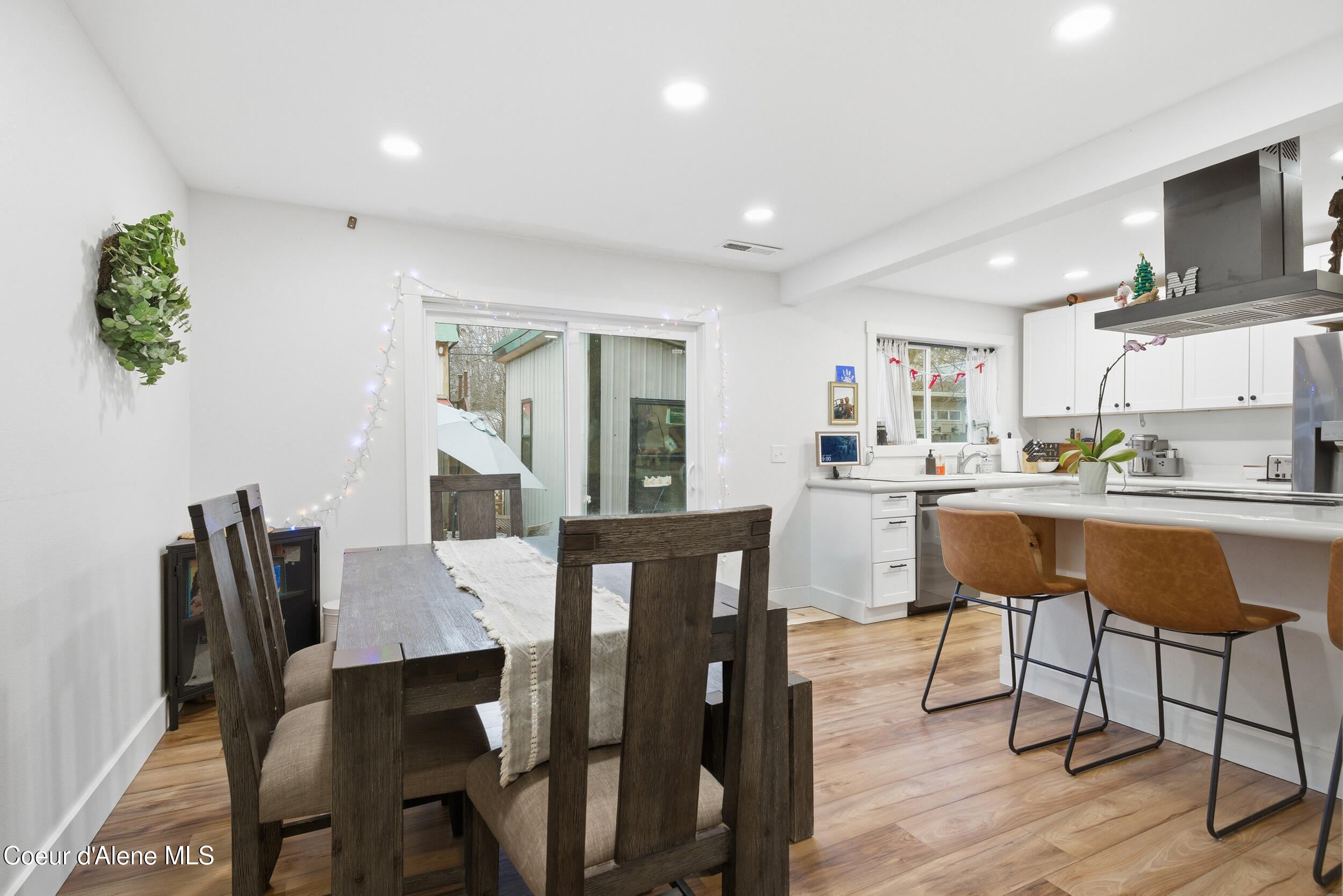 Sandpoint, Idaho, 83864, United States, 4 Bedrooms Bedrooms, ,Residential,For Sale,2011711