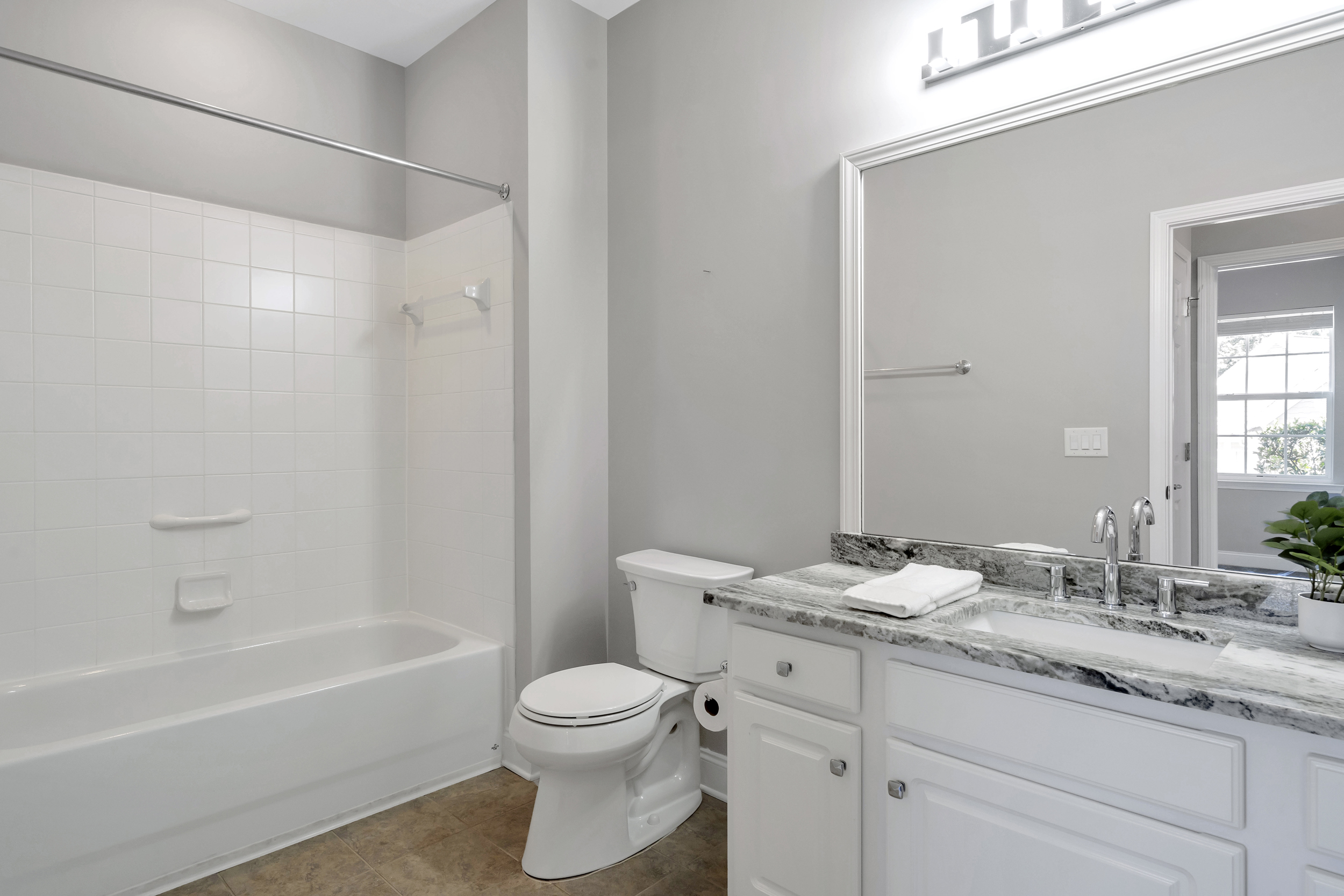  Exceptional Active Adult Living in a Prime Cumming Location - 物件實景