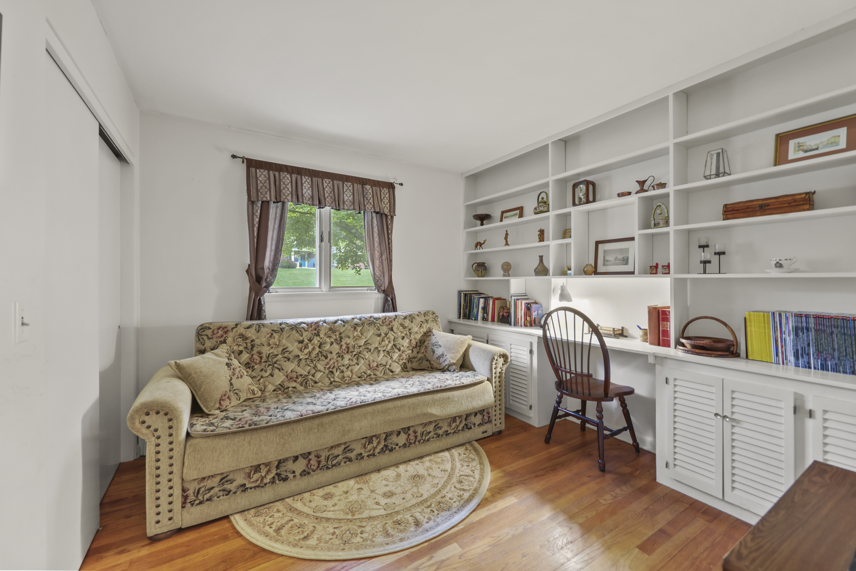  Immaculate 4 Bed Ranch with 3-Season Porch near Lake Onota - 物件實景