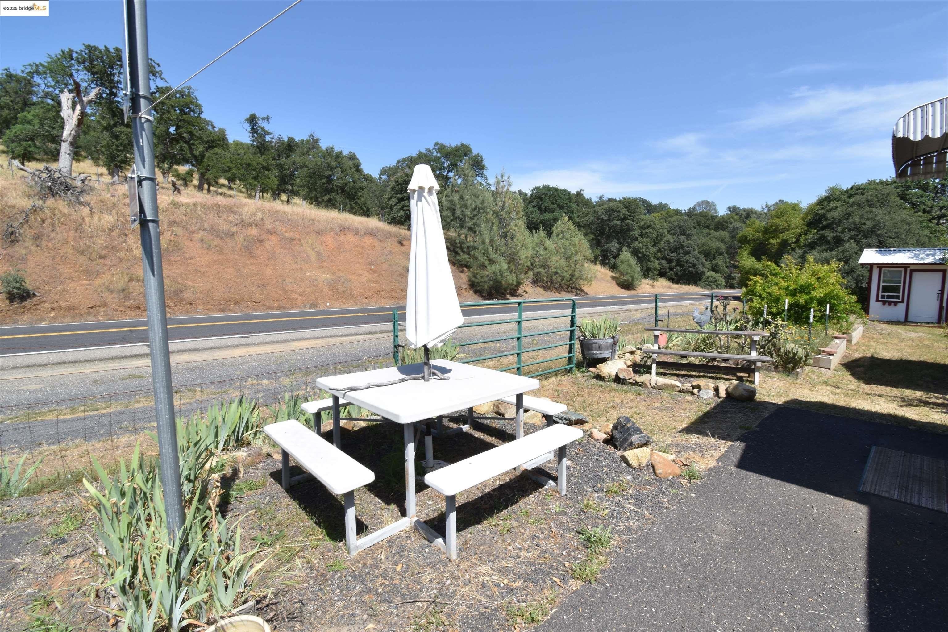 Jamestown, California, 95327, United States, 3 Bedrooms Bedrooms, ,2 BathroomsBathrooms,Residential,For Sale,1828112
