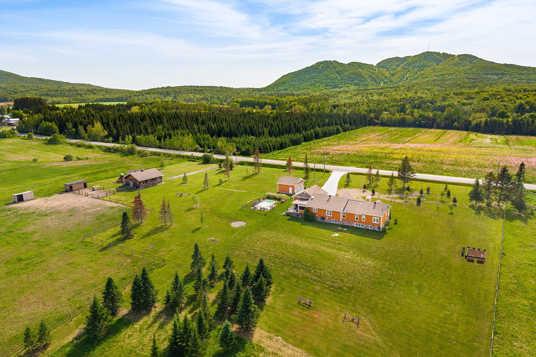  Lac-Brome, Eastern Townships - 物件實景