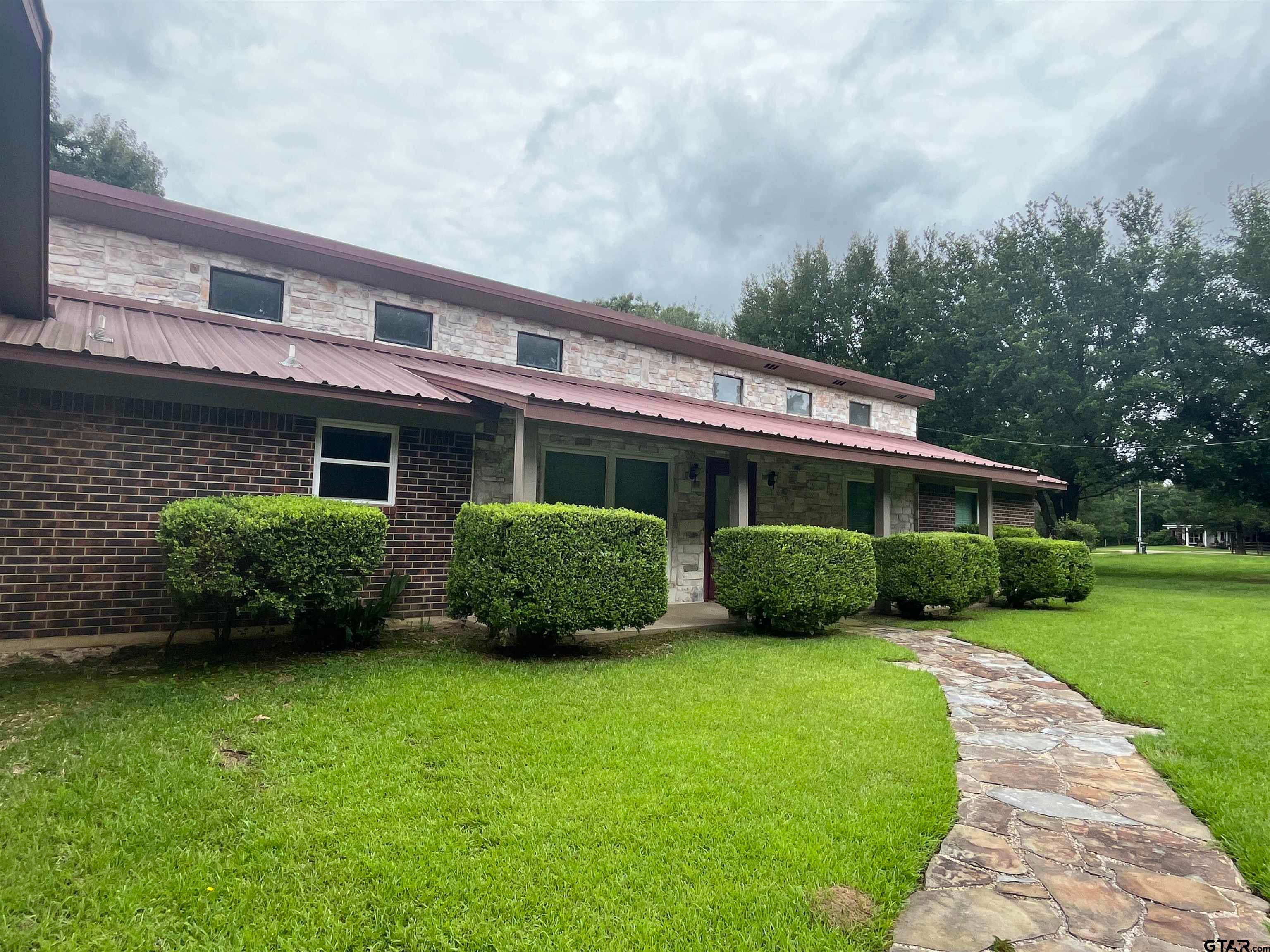 Pittsburg, Texas, 75686, United States, 3 Bedrooms Bedrooms, ,2 BathroomsBathrooms,Residential,For Sale,1848749