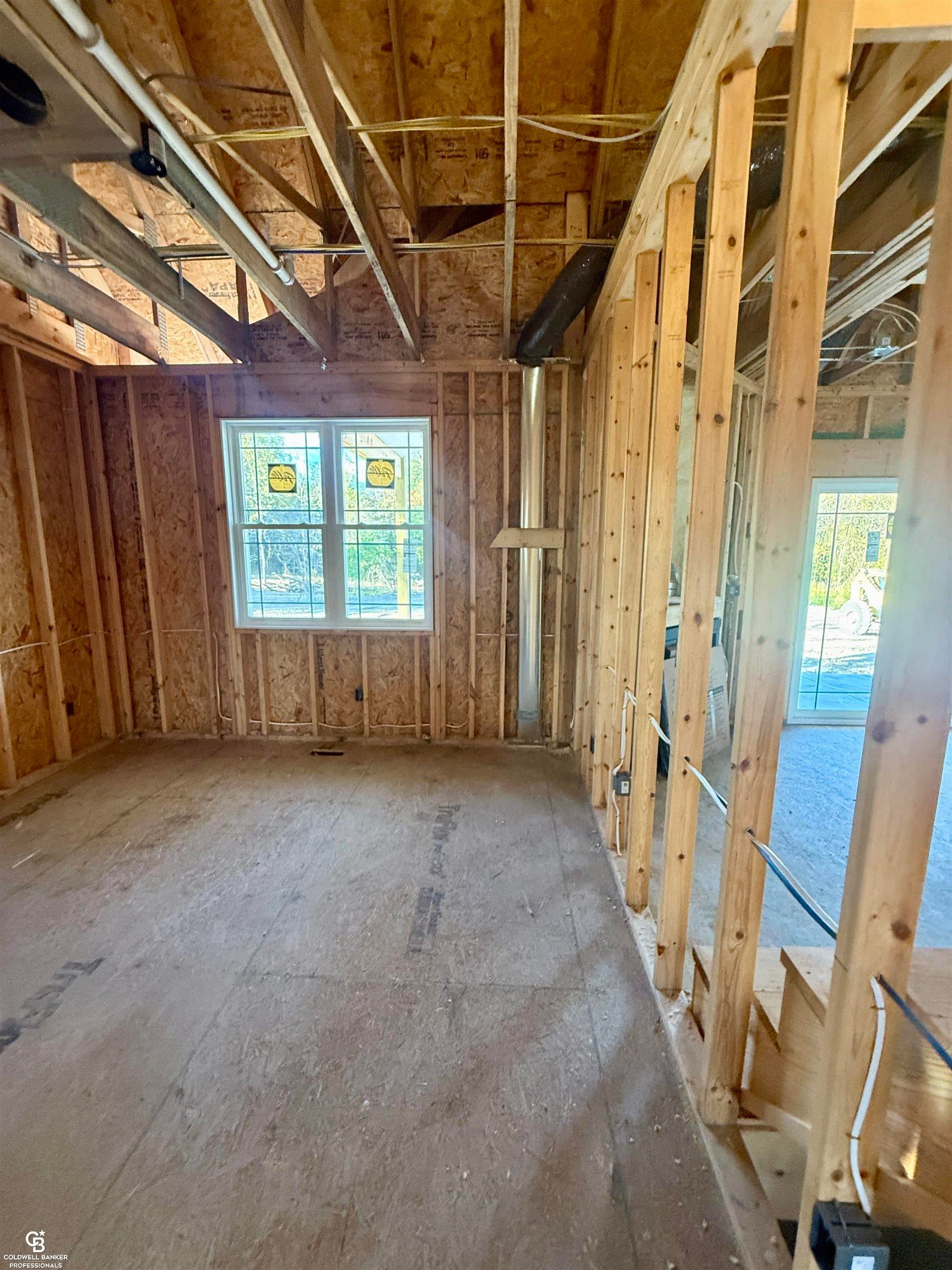 Saint Clair, Michigan, 48079, United States, 5 Bedrooms Bedrooms, ,3 BathroomsBathrooms,Residential,For Sale,1868315