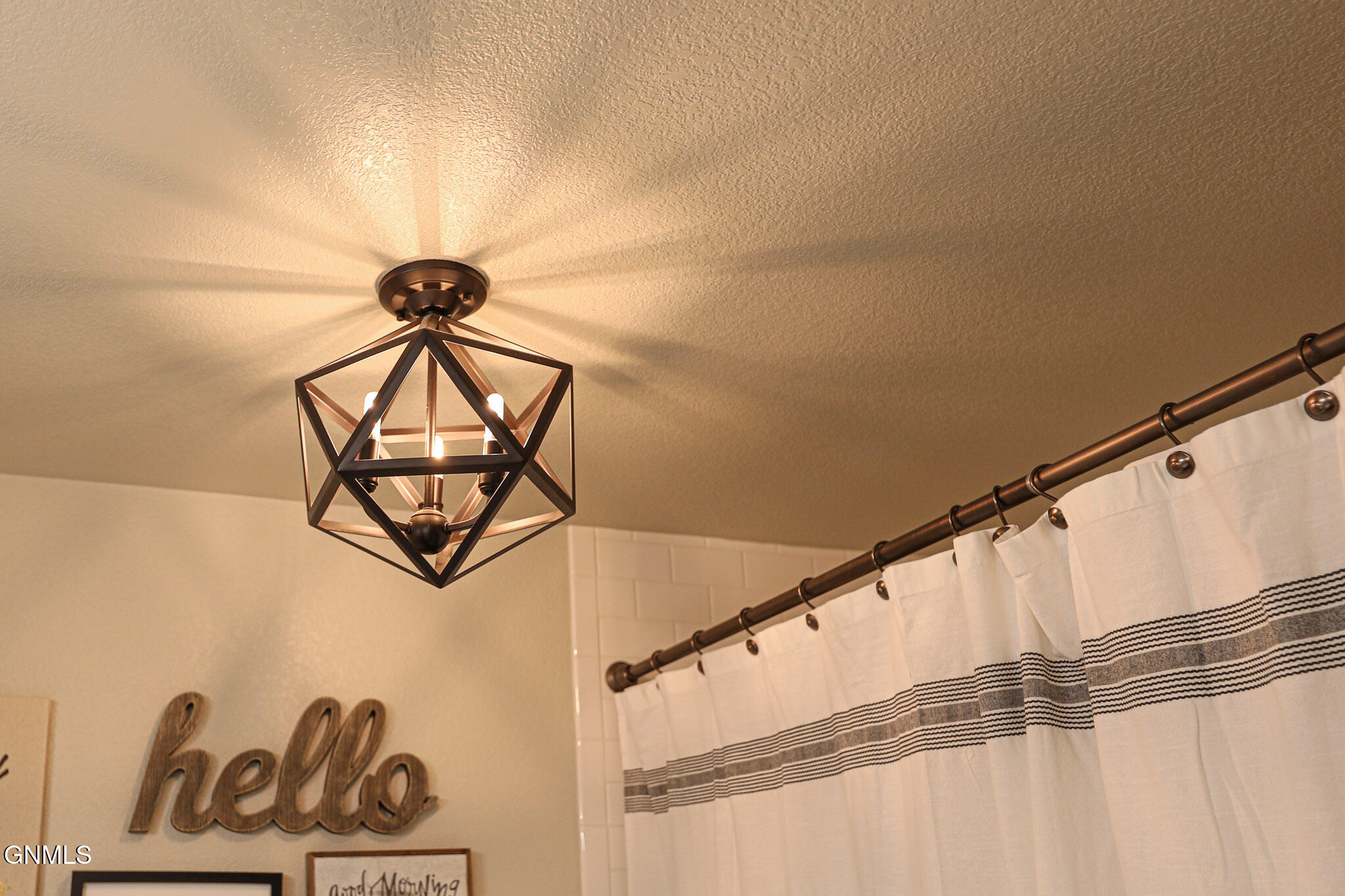 Bismarck, North Dakota, 58503, United States, 6 Bedrooms Bedrooms, ,5 BathroomsBathrooms,Residential,For Sale,1980273