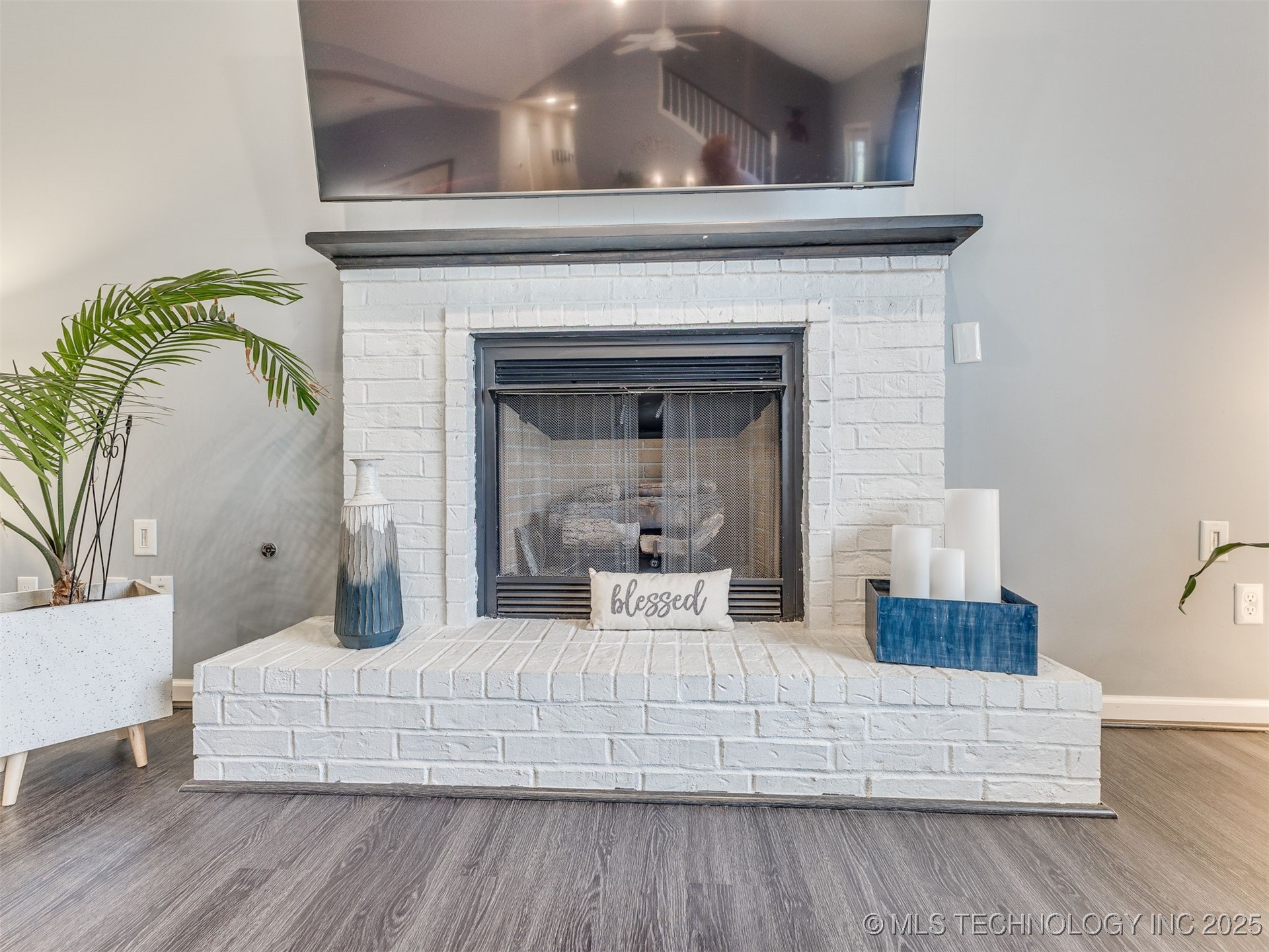 Mounds, Oklahoma, 74047, United States, 4 Bedrooms Bedrooms, ,4 BathroomsBathrooms,Residential,For Sale,1985246