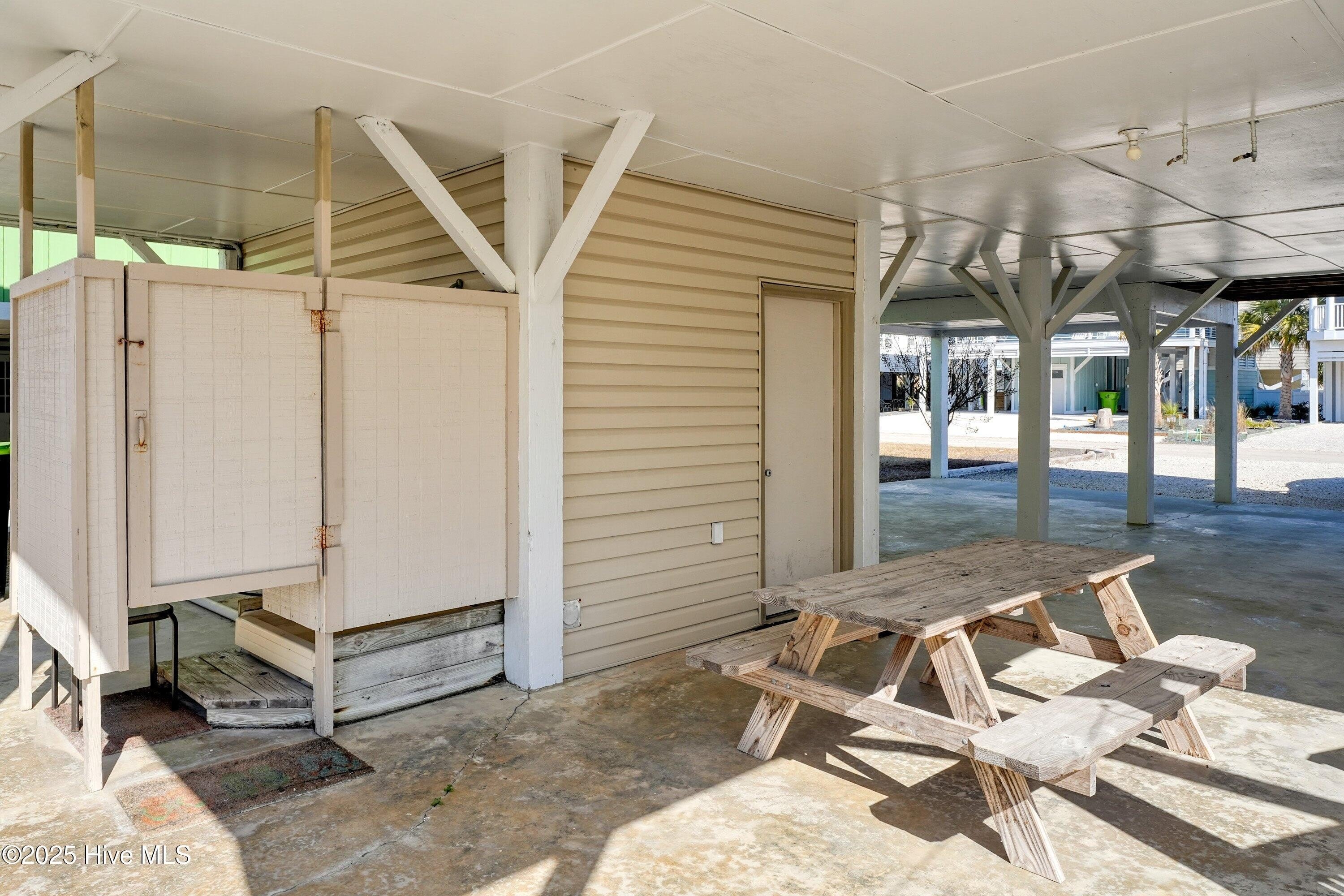 Sunset Beach, North Carolina, 28468, United States, 3 Bedrooms Bedrooms, ,2 BathroomsBathrooms,Residential,For Sale,1978930