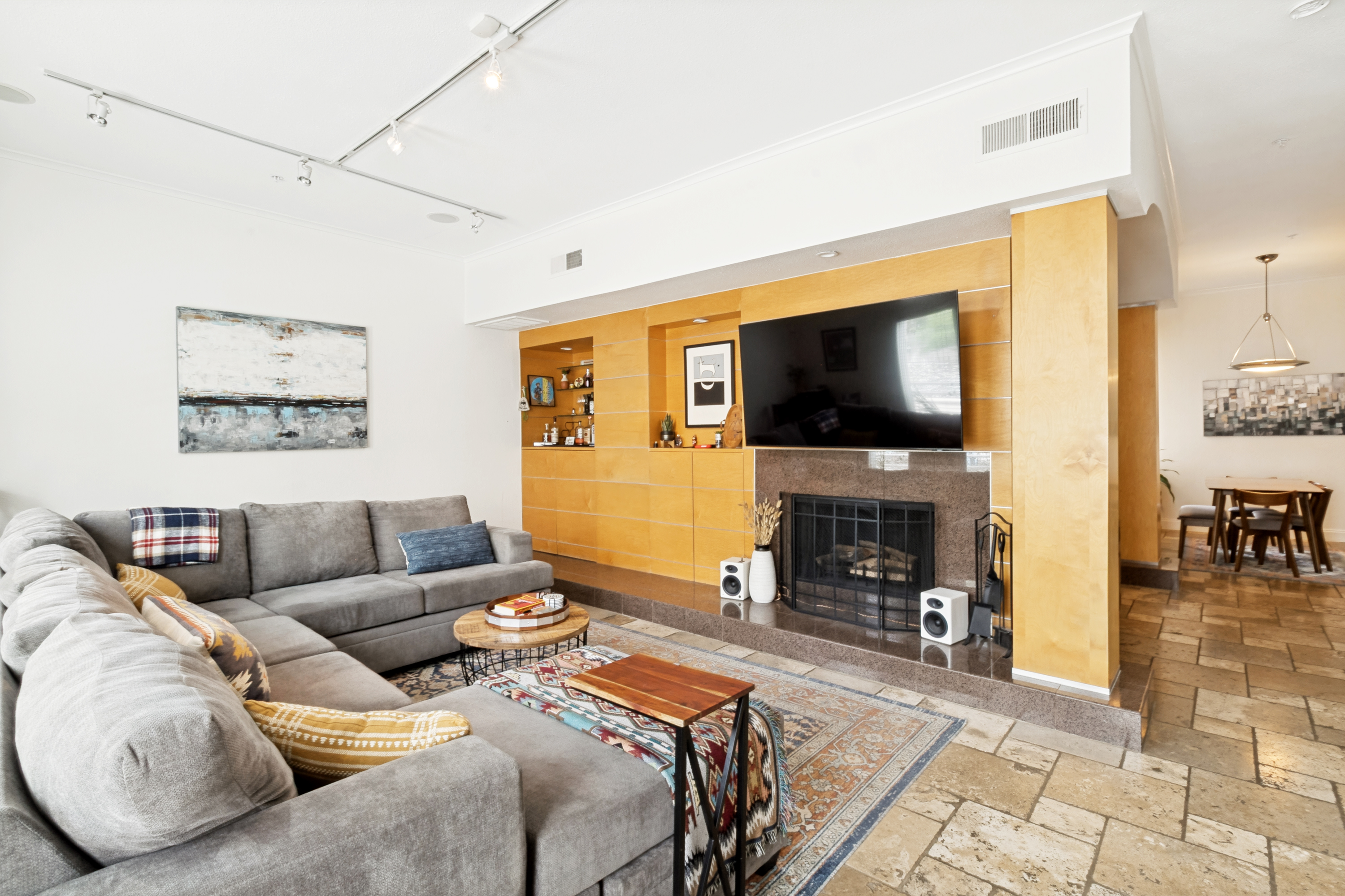  4040 Avondale Avenue #204 - 物件實景