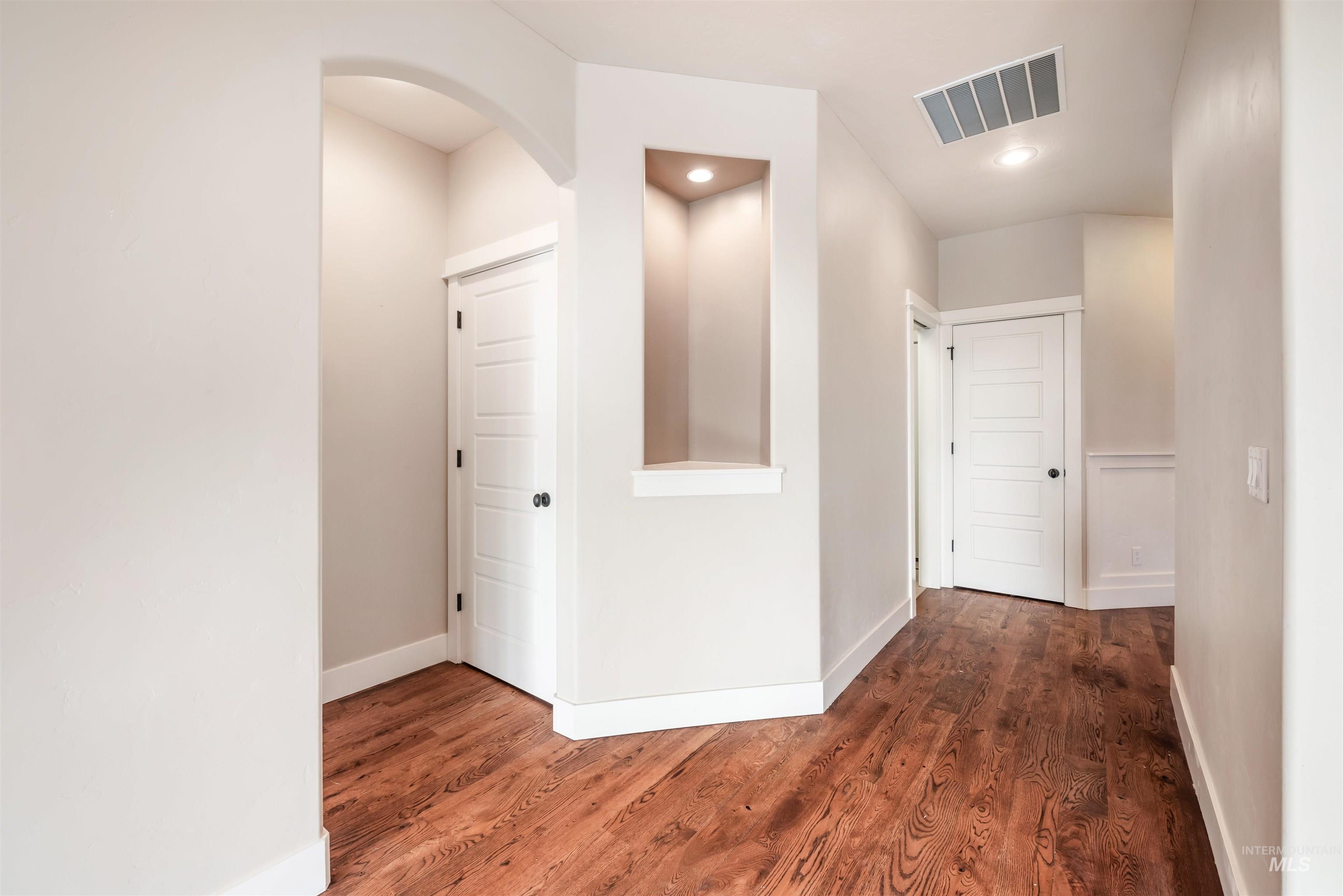 Garden City, Idaho, 83714, United States, 3 Bedrooms Bedrooms, ,Residential,For Sale,2003016