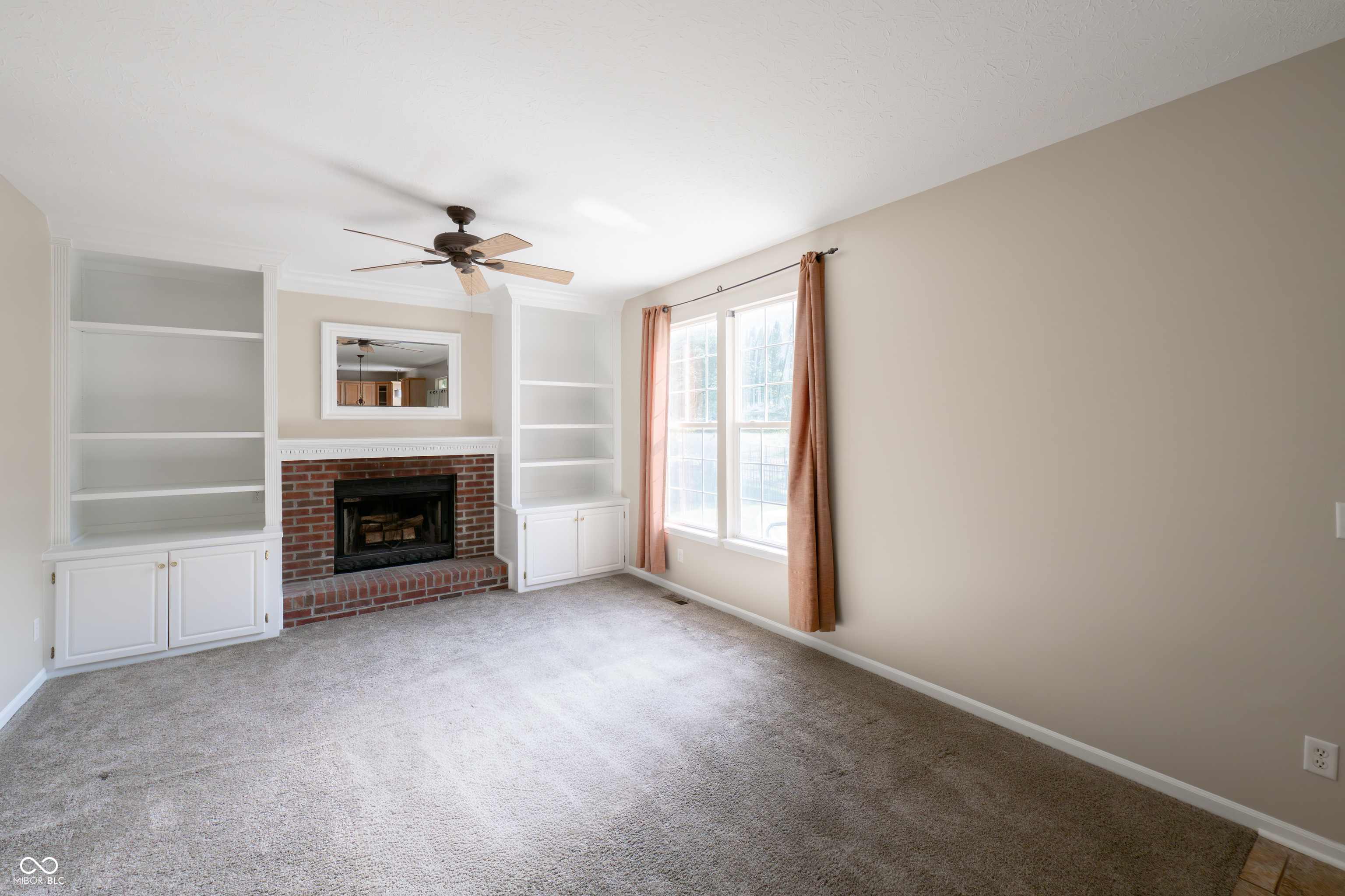 Carmel, Indiana, 46033, United States, 4 Bedrooms Bedrooms, ,4 BathroomsBathrooms,Residential,For Sale,1975371