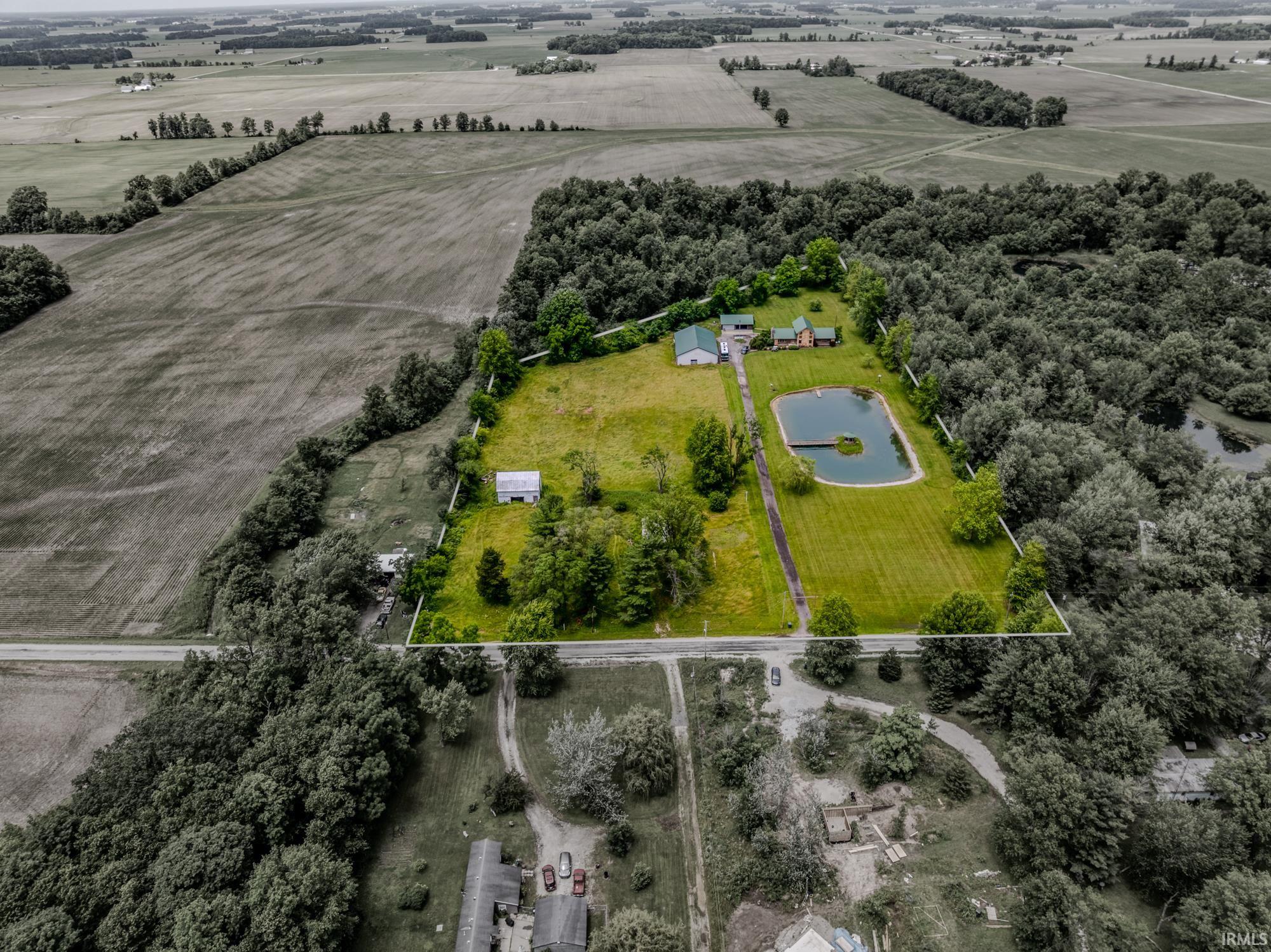 Hartford City, Indiana, 47348, United States, 6 Bedrooms Bedrooms, ,3 BathroomsBathrooms,Residential,For Sale,1870324