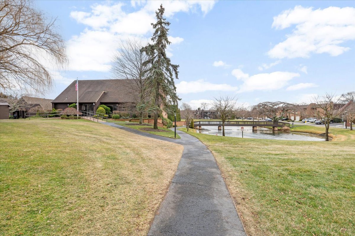 Massapequa Park, New York, 11762, United States, 2 Bedrooms Bedrooms, ,2 BathroomsBathrooms,Residential,For Sale,2008592