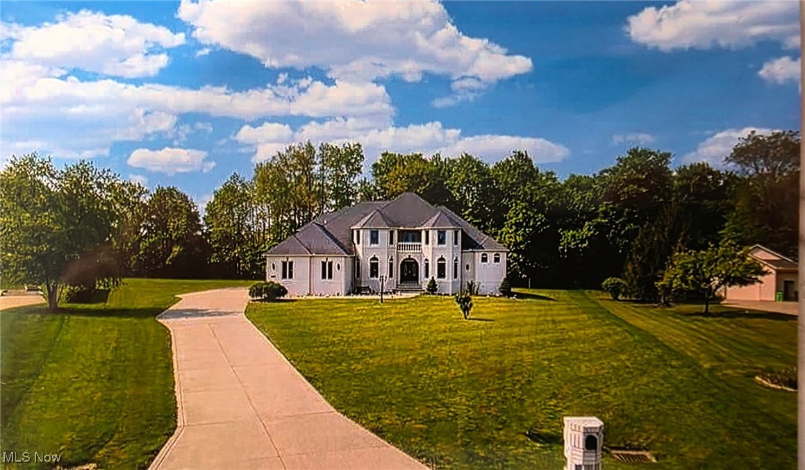 Valley City, Ohio, 44280, United States, 4 Bedrooms Bedrooms, ,5 BathroomsBathrooms,Residential,For Sale,1836781