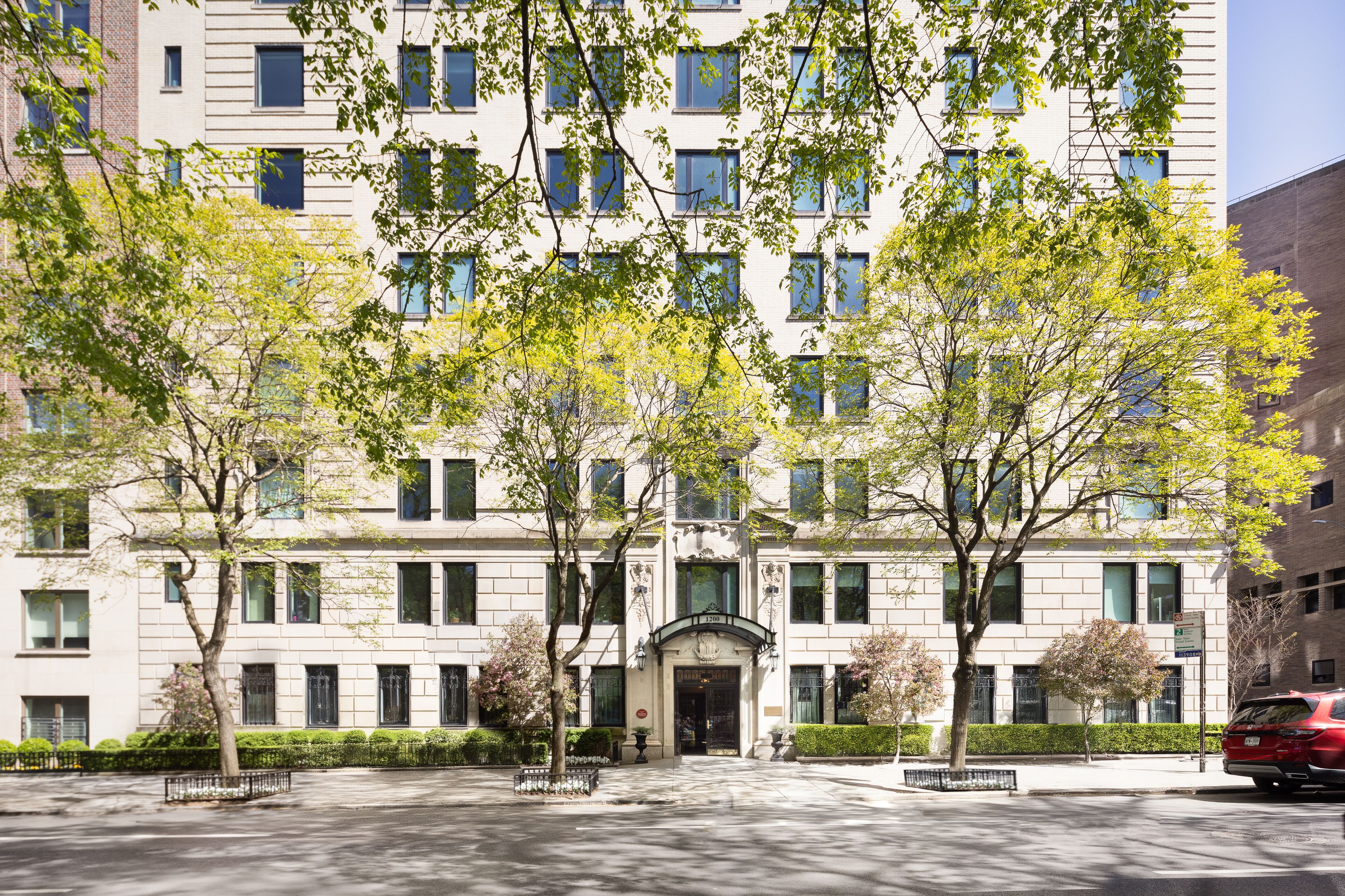  1200 Fifth Avenue - 物件實景