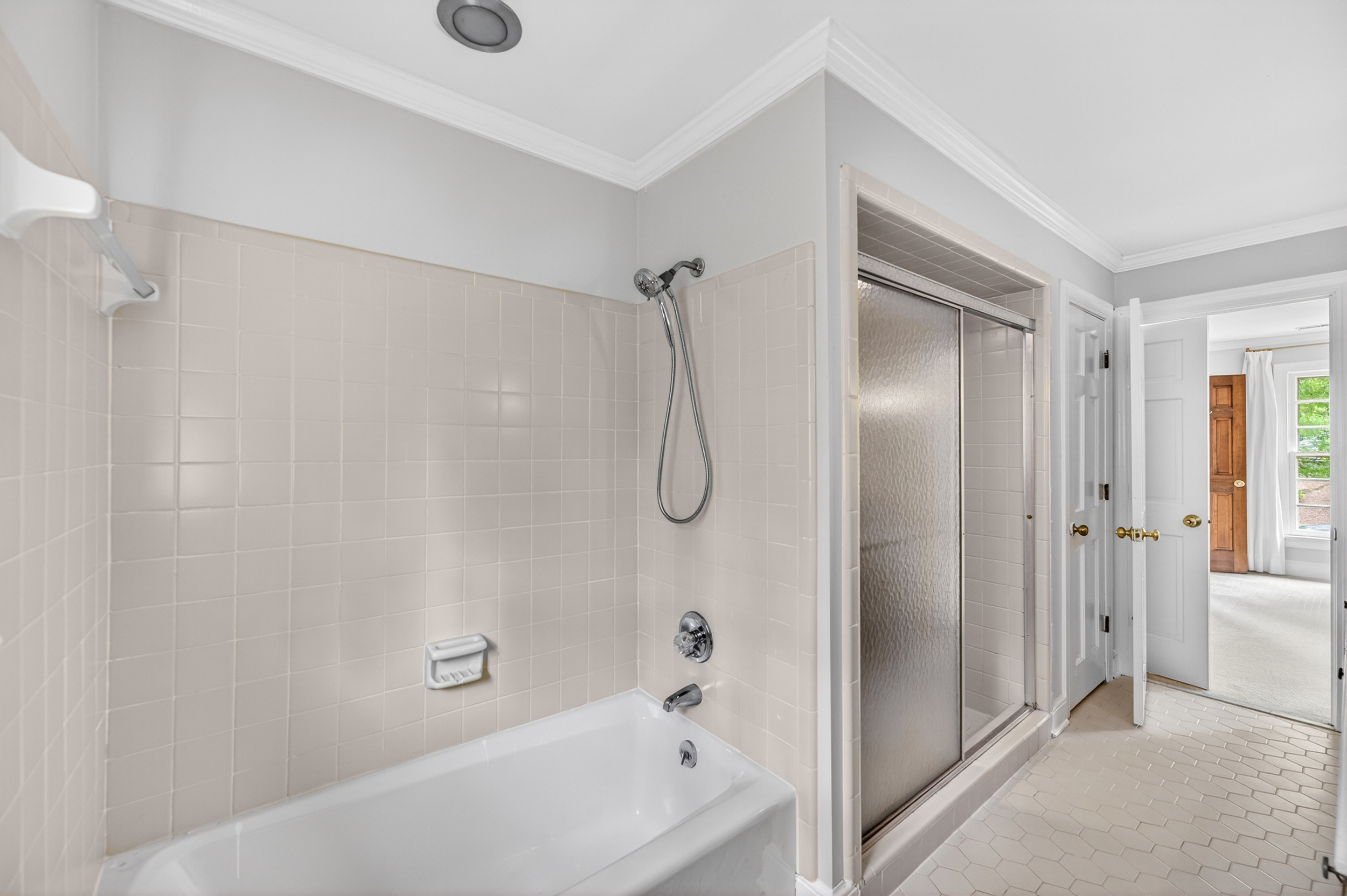  1901 Aurora Drive, Raleigh, NC, 27615 - 物件實景