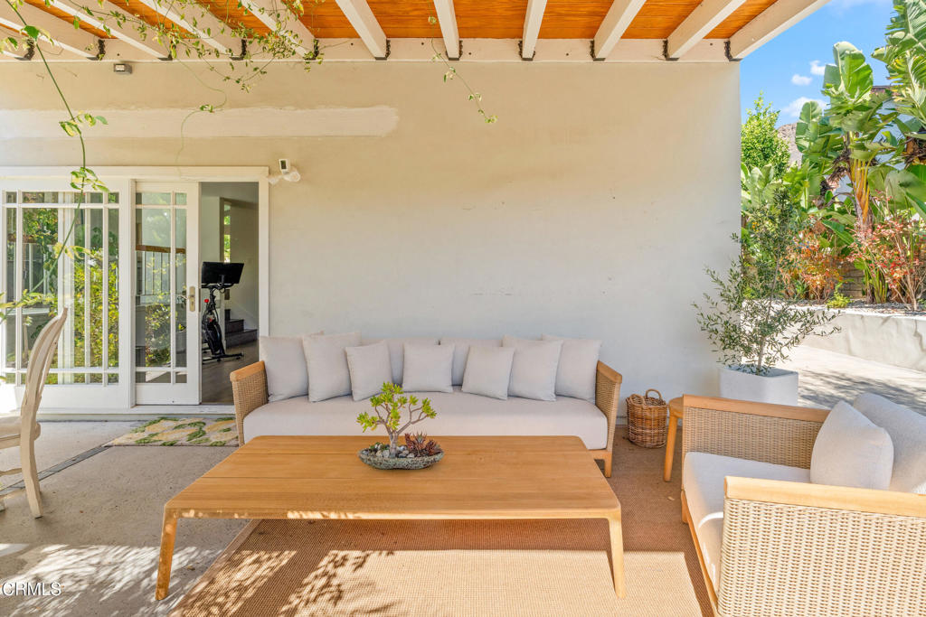 Thousand Oaks, California, 91360, United States, 4 Bedrooms Bedrooms, ,3 BathroomsBathrooms,Residential,For Sale,1974854