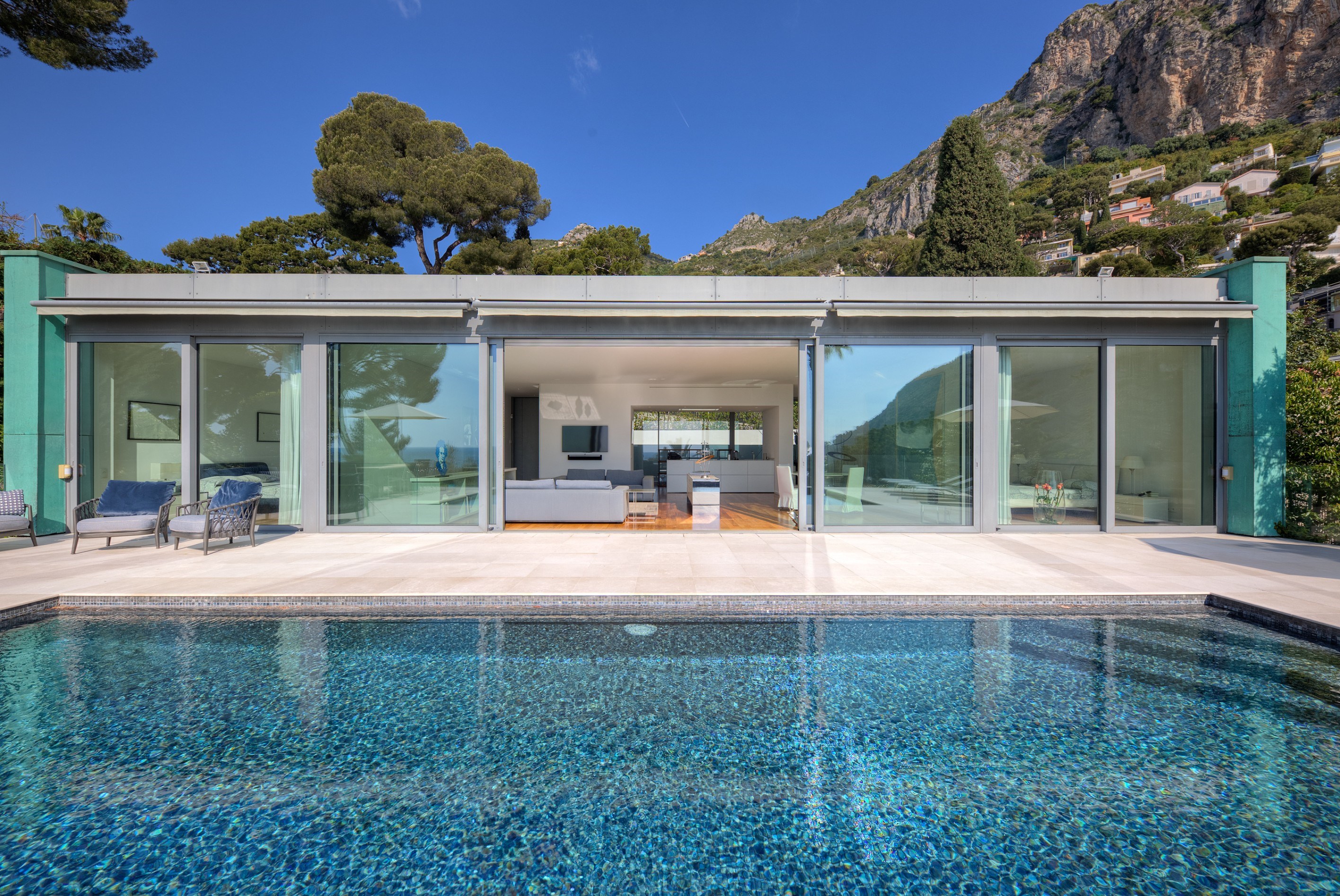  Architect-designed contemporary villa with panoramic sea views in Èze-sur-Mer - 物件實景