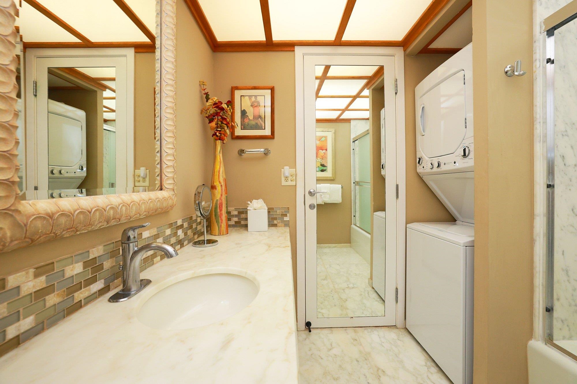 Lahaina, Hawaii, 96761, United States, 1 Bedroom Bedrooms, ,2 BathroomsBathrooms,Residential,For Sale,1804308