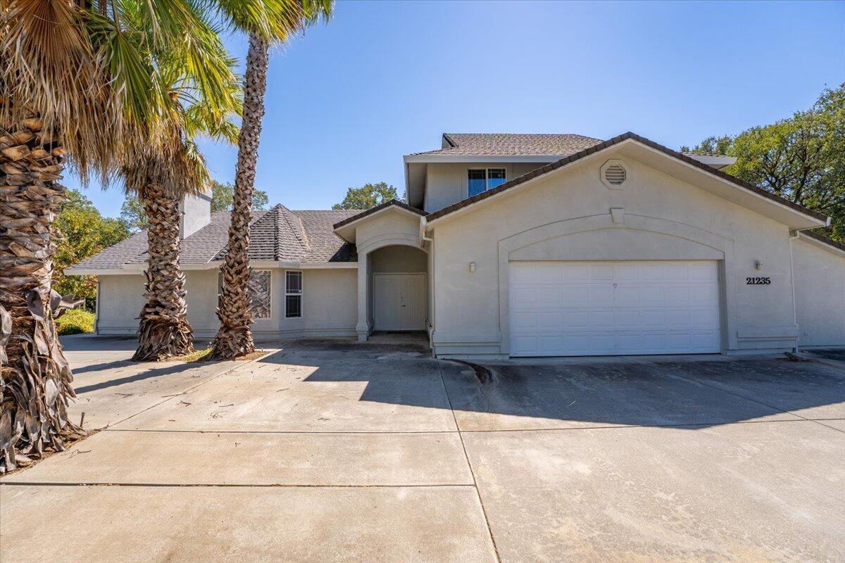 Red Bluff, California, 96080, United States, 4 Bedrooms Bedrooms, ,4 BathroomsBathrooms,Residential,For Sale,1905885