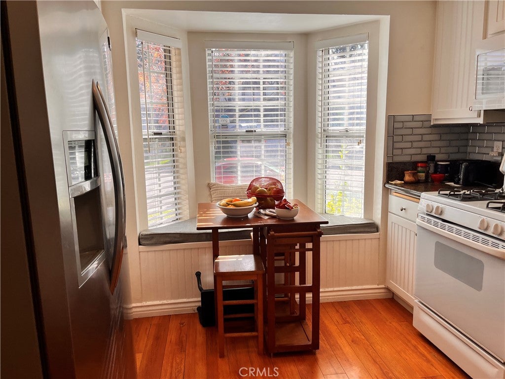 Canyon Country, California, 91351, United States, 3 Bedrooms Bedrooms, ,2 BathroomsBathrooms,Residential,For Sale,2006258