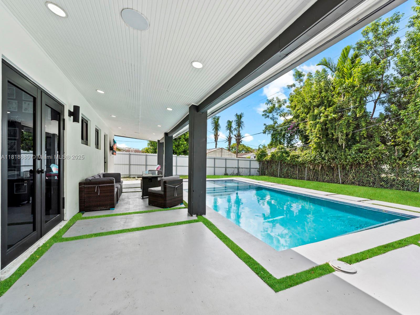 Miami, Florida, 33173, United States, 3 Bedrooms Bedrooms, ,2 BathroomsBathrooms,Residential,For Sale,1857432