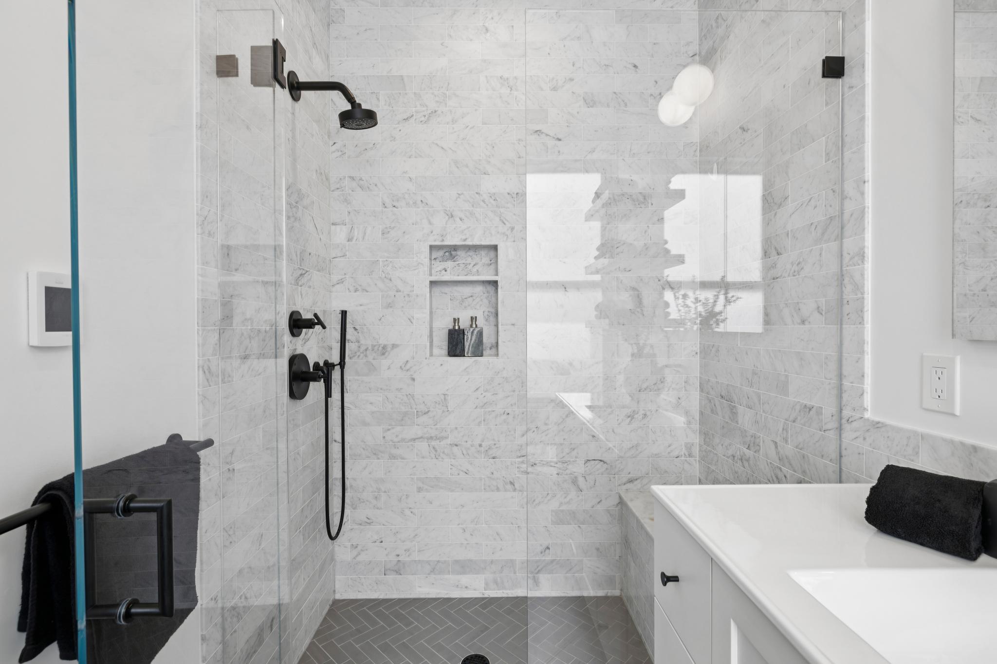  Spectacular top-floor NoPa condominium - 物件實景