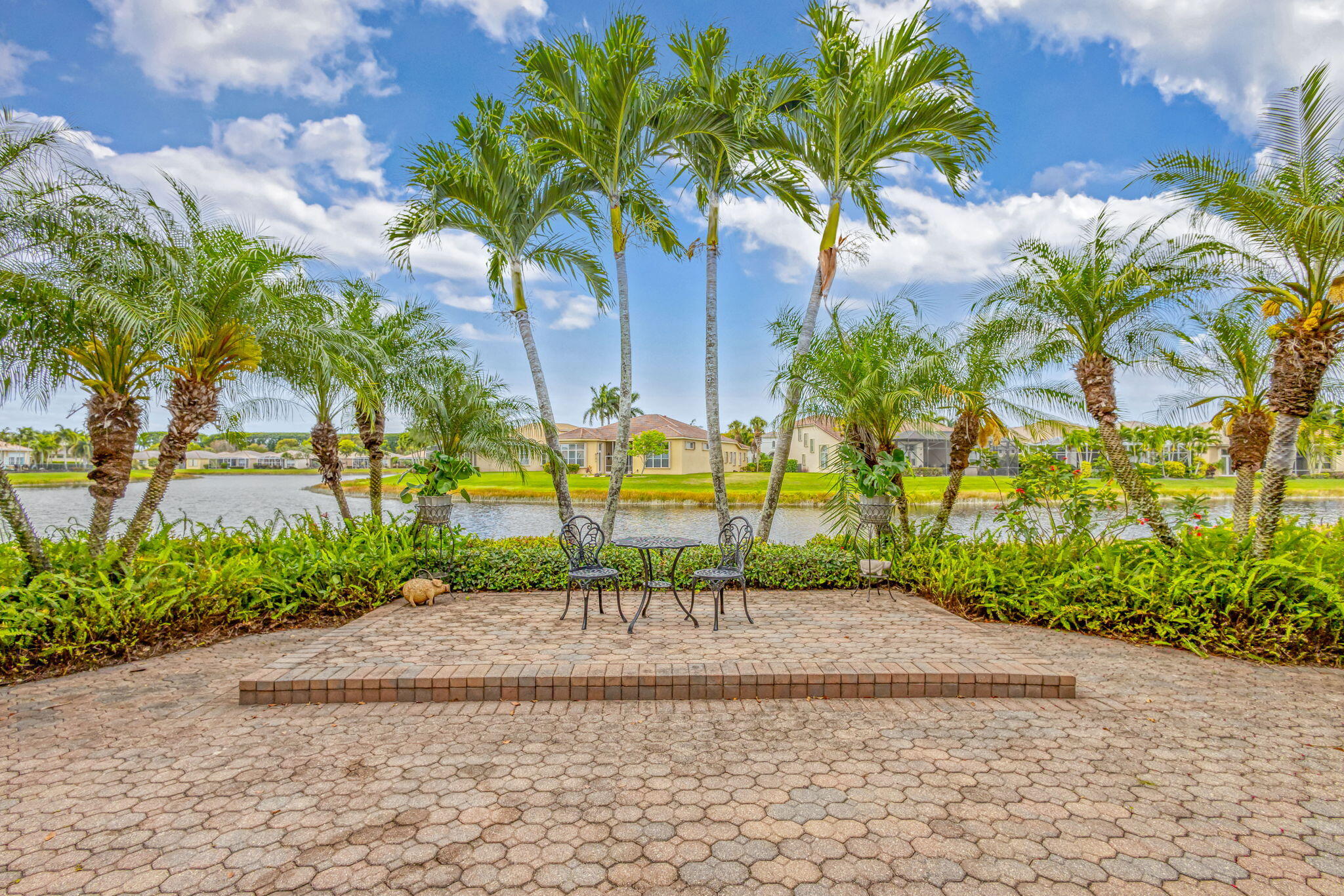 Wellington, Florida, 33411, United States, 2 Bedrooms Bedrooms, ,2 BathroomsBathrooms,Residential,For Sale,1807724