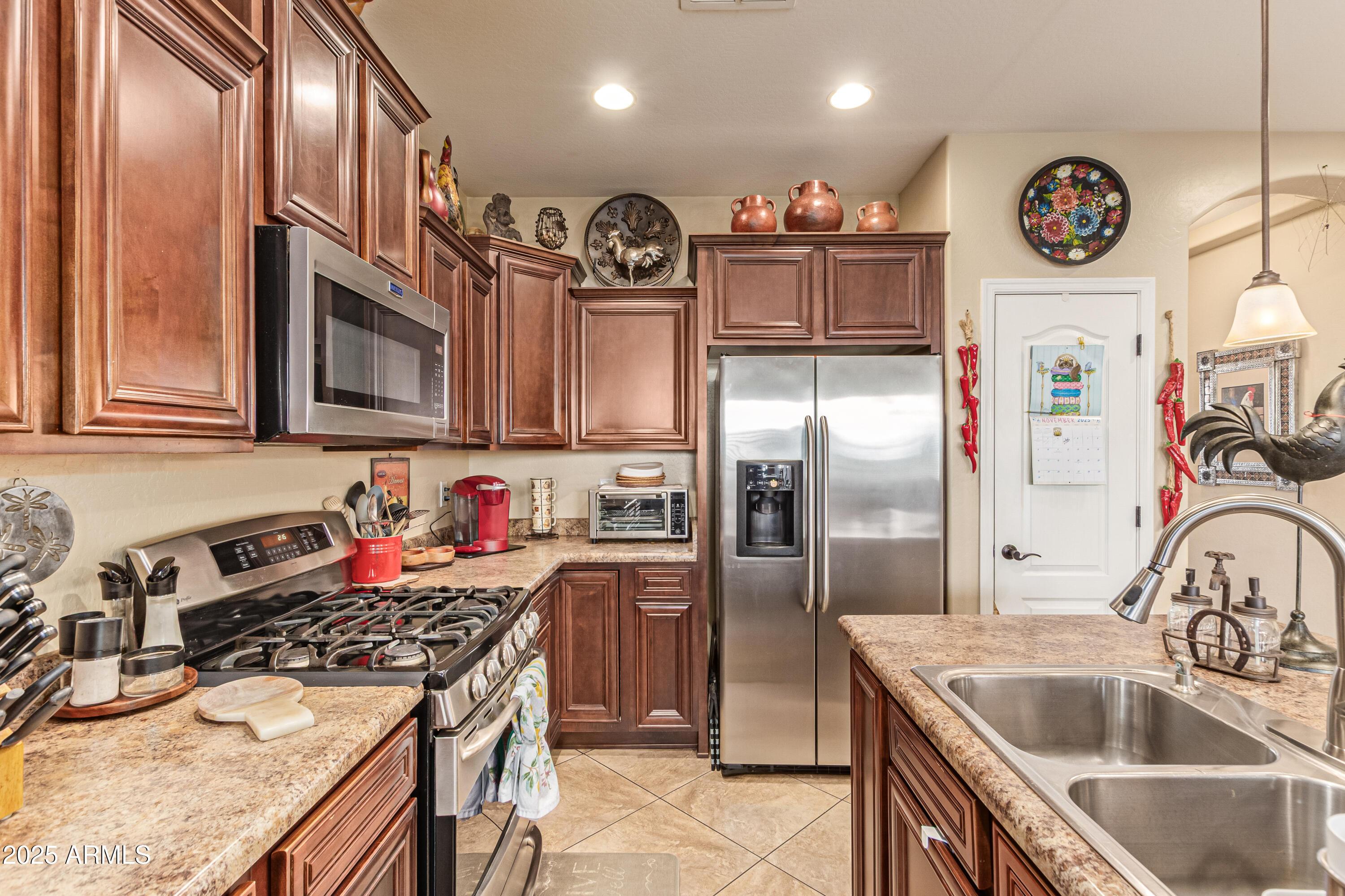 Gilbert, Arizona, 85298, United States, 4 Bedrooms Bedrooms, ,4 BathroomsBathrooms,Residential,For Sale,1987030