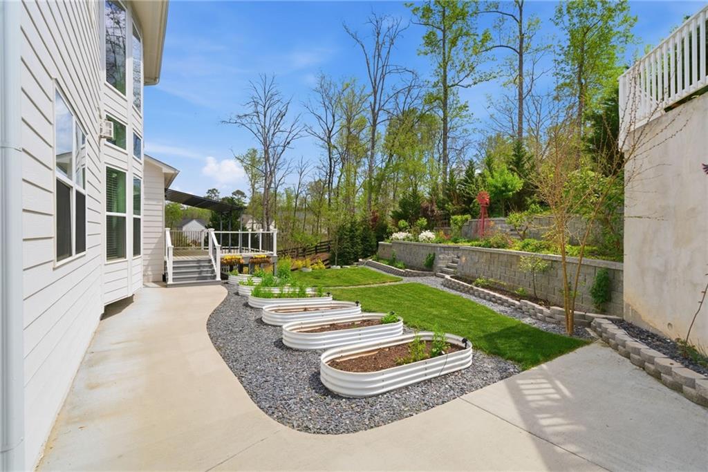 Cumming, Georgia, 30028, United States, 6 Bedrooms Bedrooms, ,6 BathroomsBathrooms,Residential,For Sale,2034484