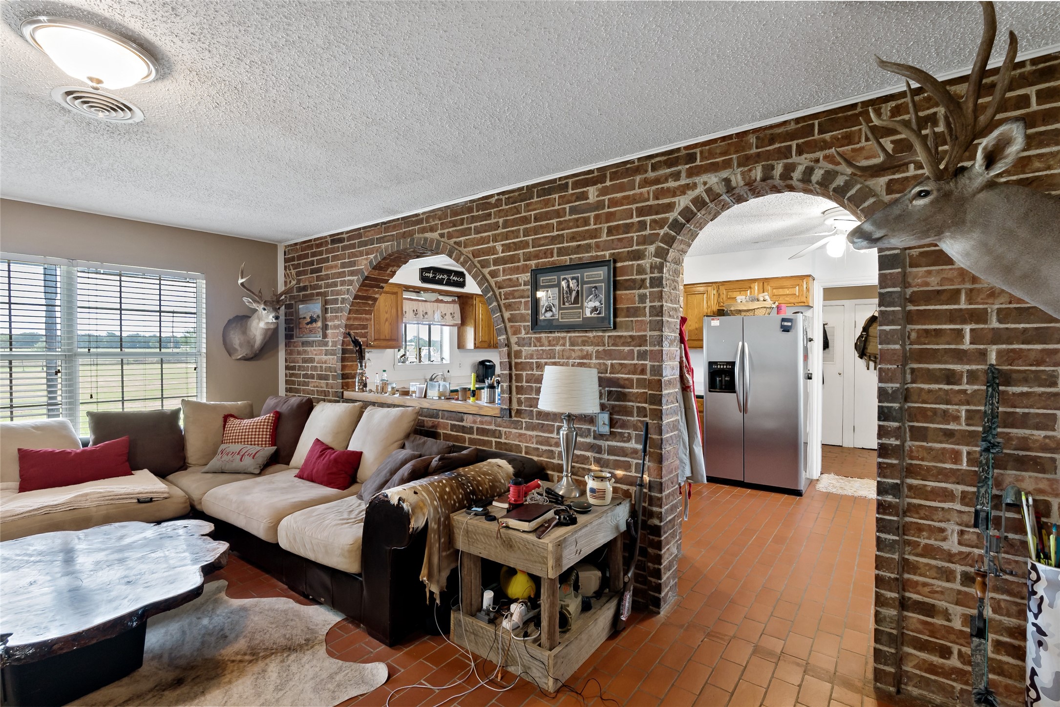 Bryan, Texas, 77808, United States, 3 Bedrooms Bedrooms, ,3 BathroomsBathrooms,Residential,For Sale,1986317