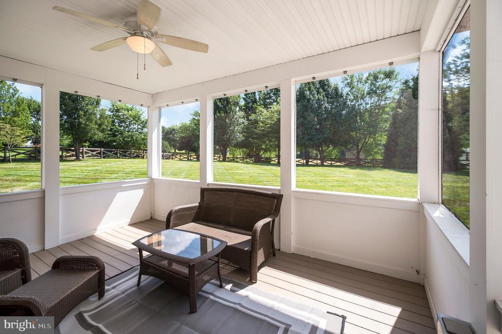 Stafford, Virginia, 22556, United States, 6 Bedrooms Bedrooms, ,5 BathroomsBathrooms,Residential,For Sale,1900693