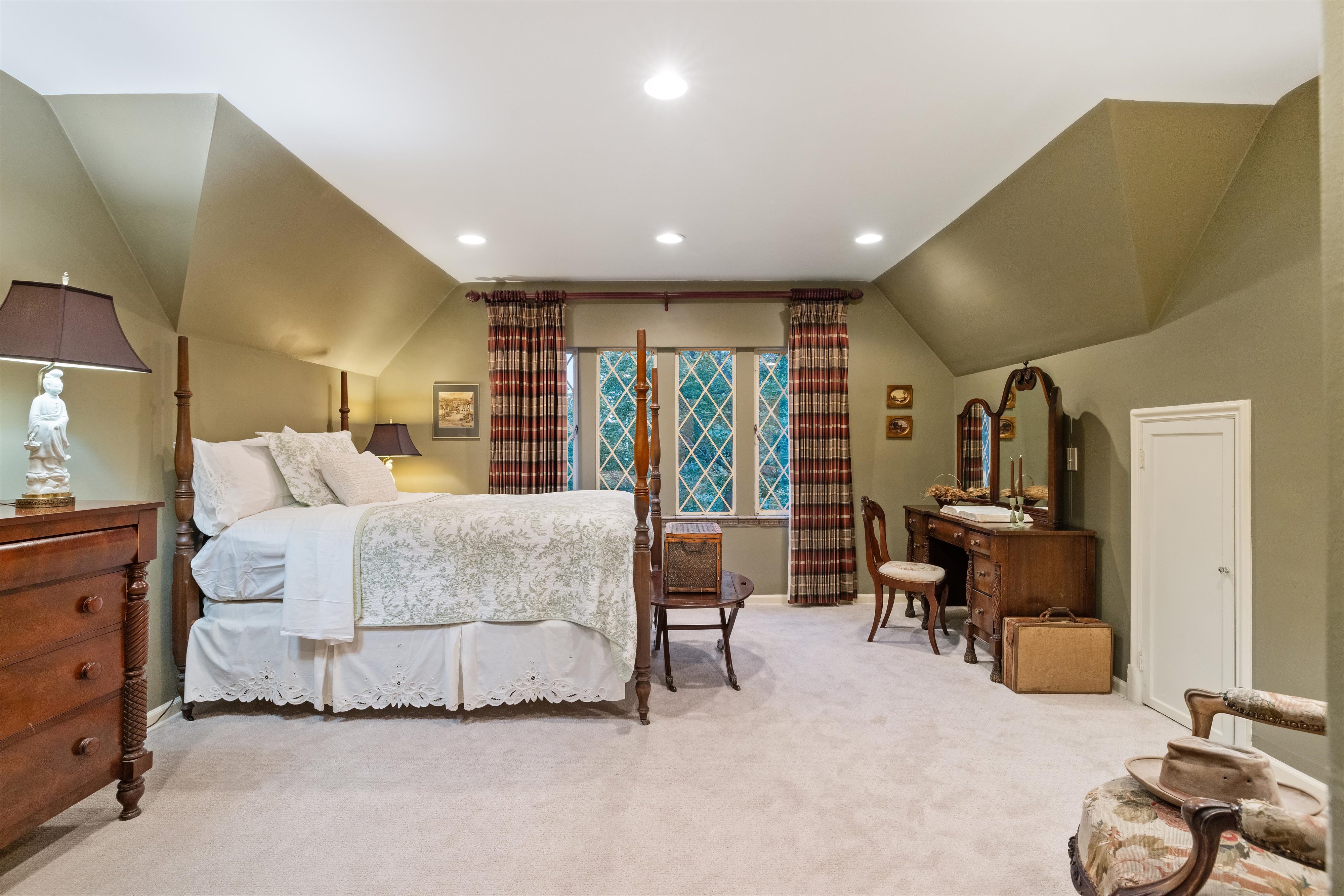  Rare Private Park Lot Near Cherry Creek with Sunroom Viking Kitchen & Spa Suite - 物件實景