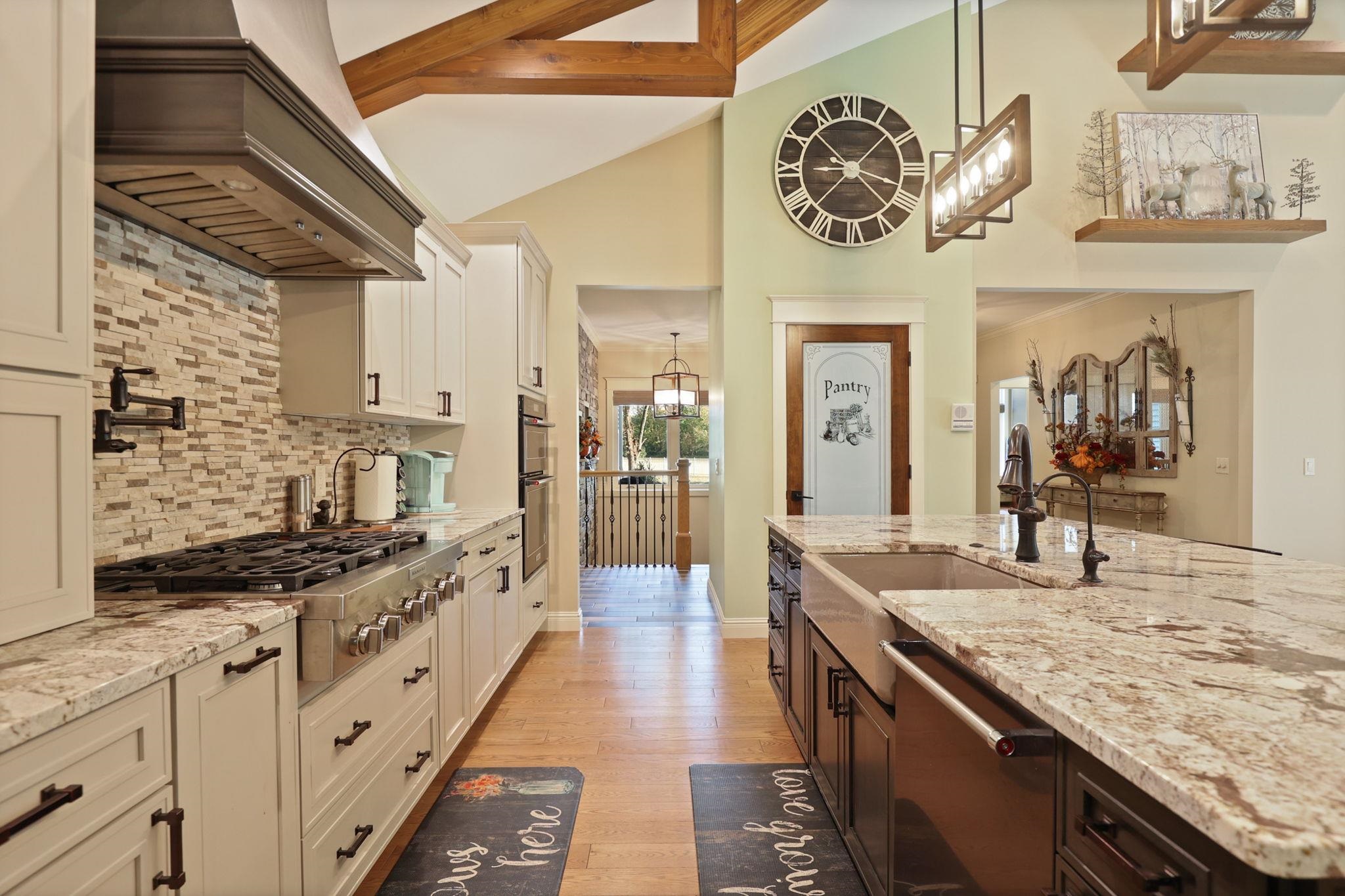 Birch Run, Michigan, 48415, United States, 3 Bedrooms Bedrooms, ,5 BathroomsBathrooms,Residential,For Sale,1977323