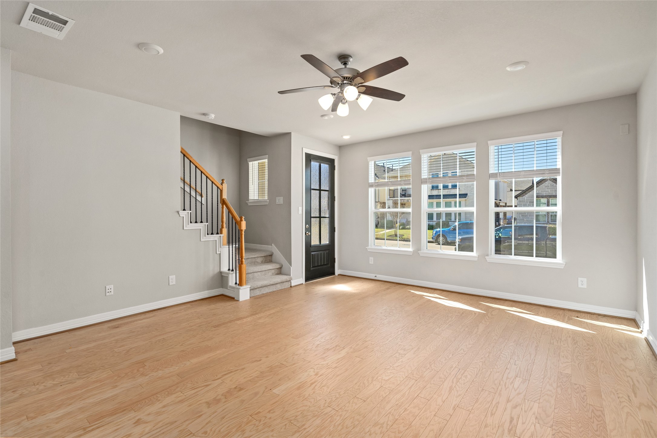  9406 Caddo Ridge Lane - 物件實景