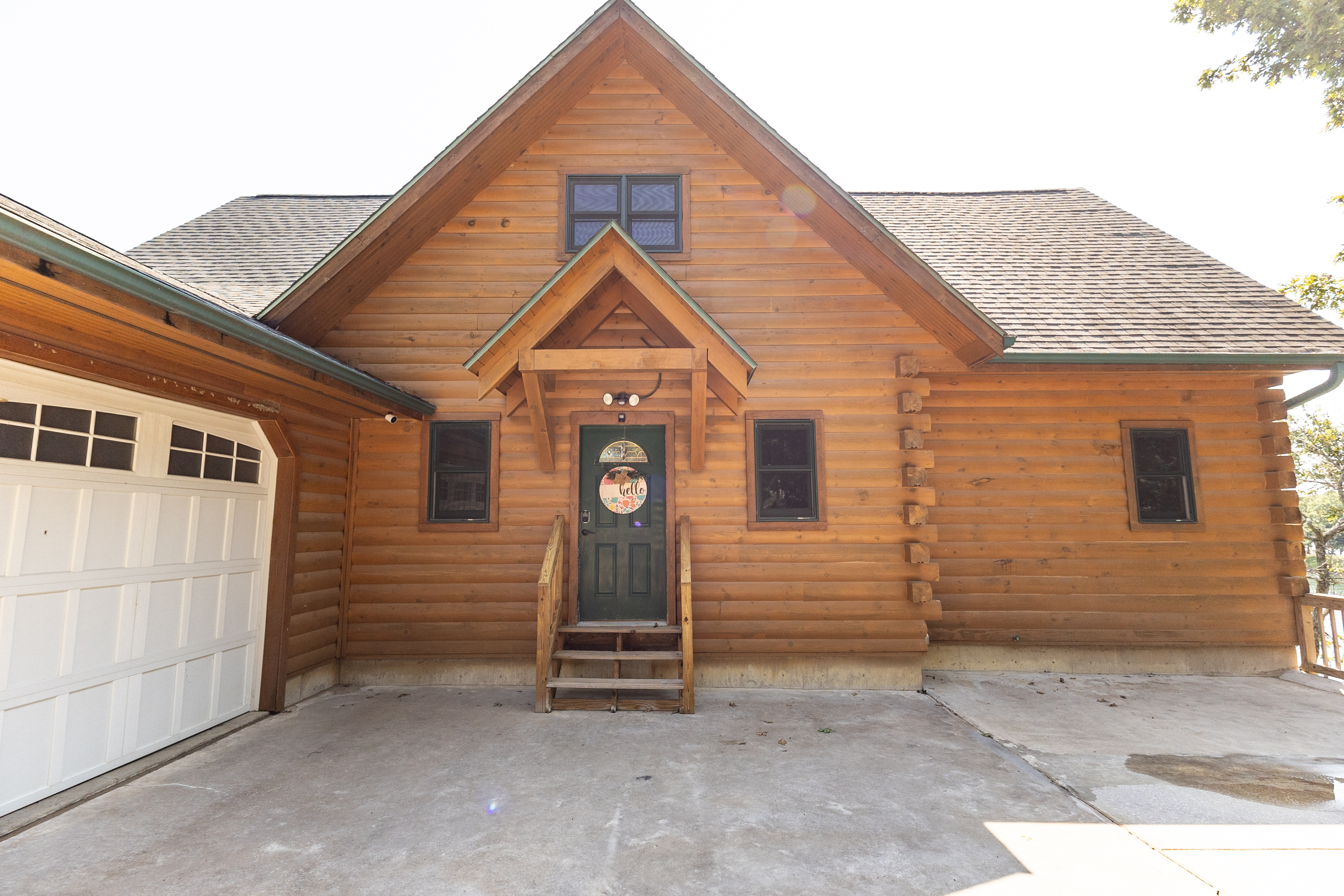 Keytesville, Missouri, 65261, United States, 4 Bedrooms Bedrooms, ,Residential,For Sale,1910439