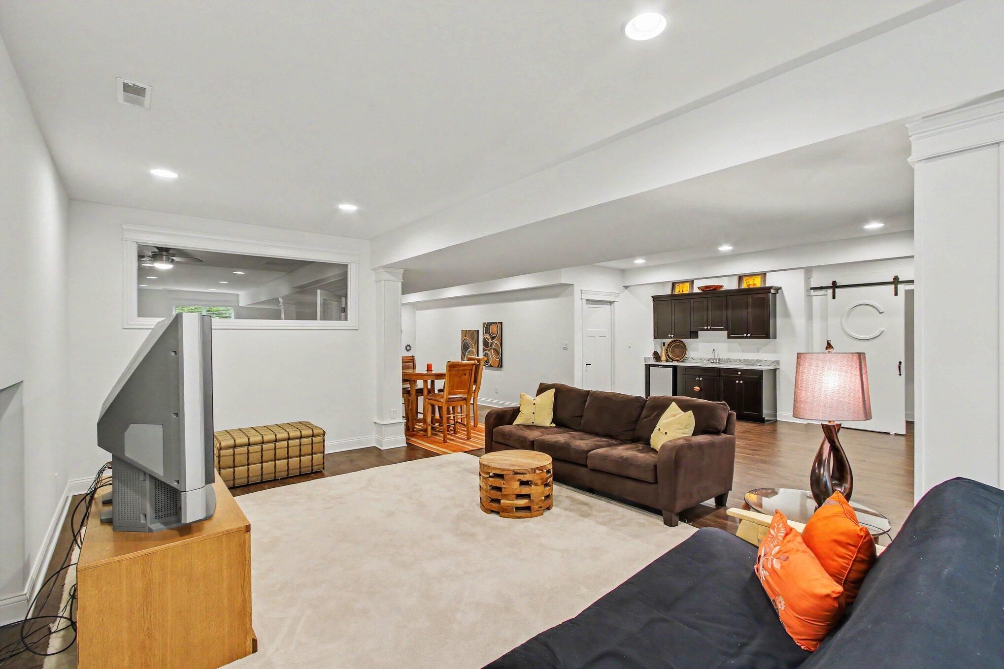 Schererville, Indiana, 46375, United States, 4 Bedrooms Bedrooms, ,4 BathroomsBathrooms,Residential,For Sale,2048317