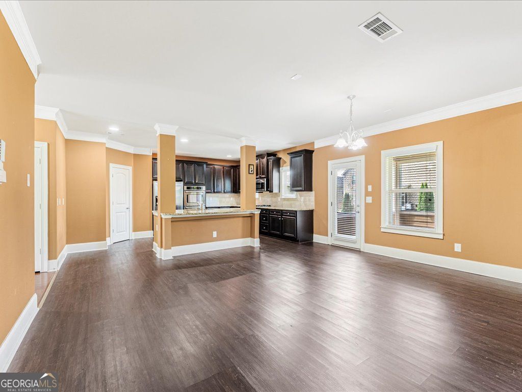 Acworth, Georgia, 30101, United States, 7 Bedrooms Bedrooms, ,6 BathroomsBathrooms,Residential,For Sale,1929934