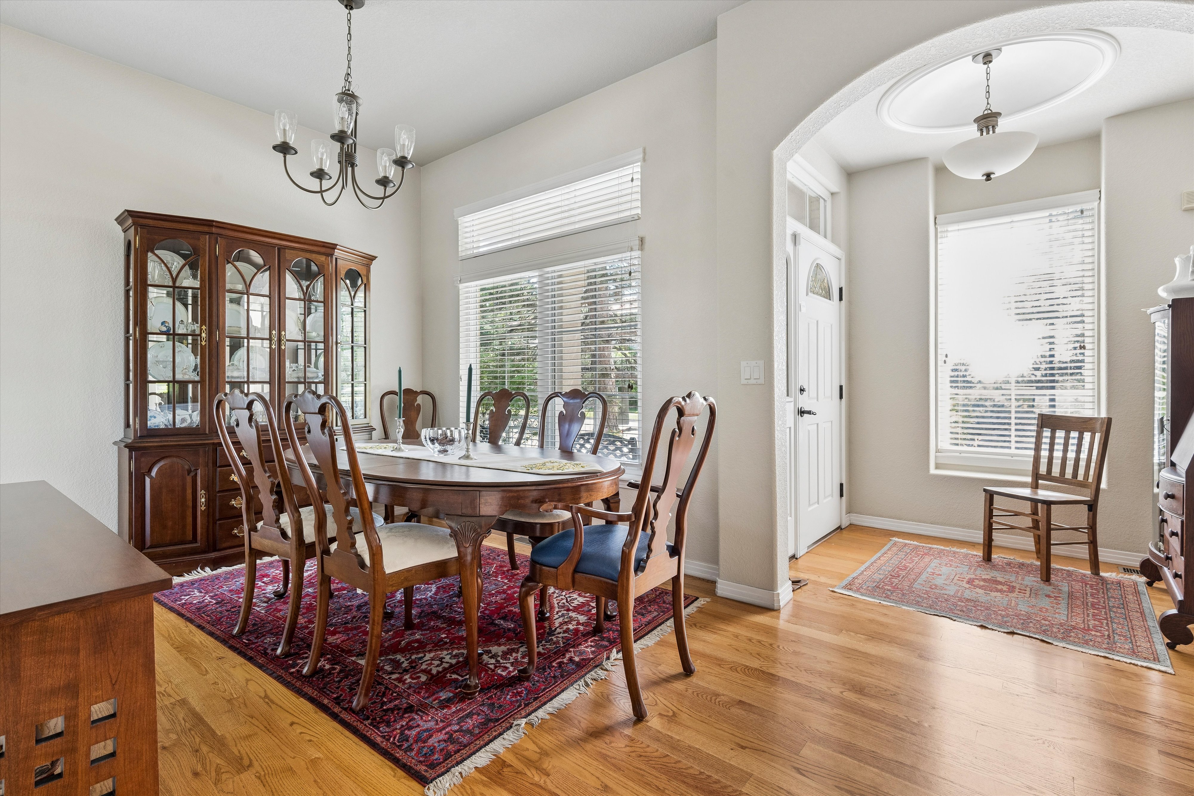  Rarely available corner unit in Carriage Court - 物件實景