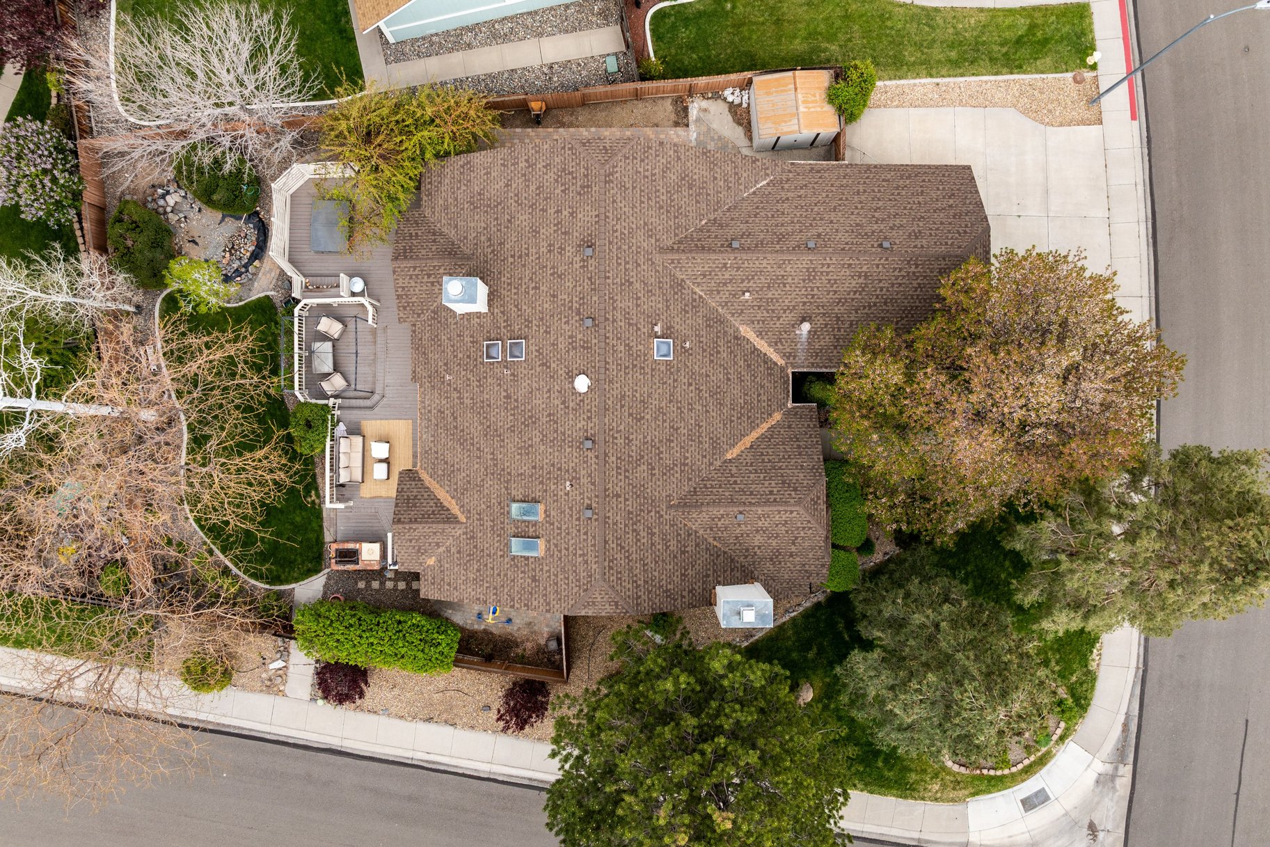  Windhaven Home with Designer Kitchen and Extensive Upgrades - 物件實景