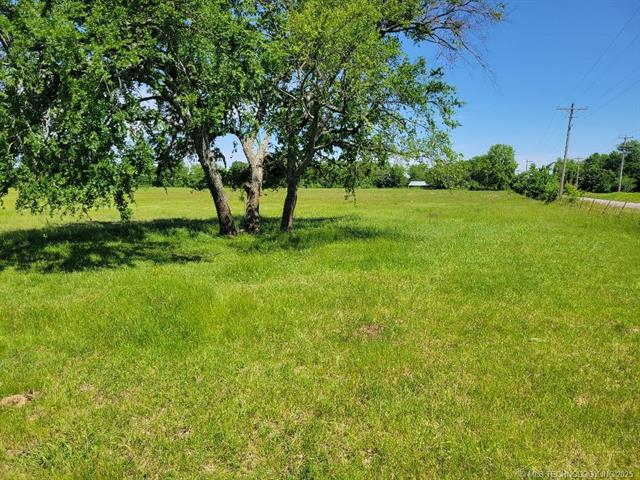 Eufaula, Oklahoma, 74432, United States, ,Residential,For Sale,1823392