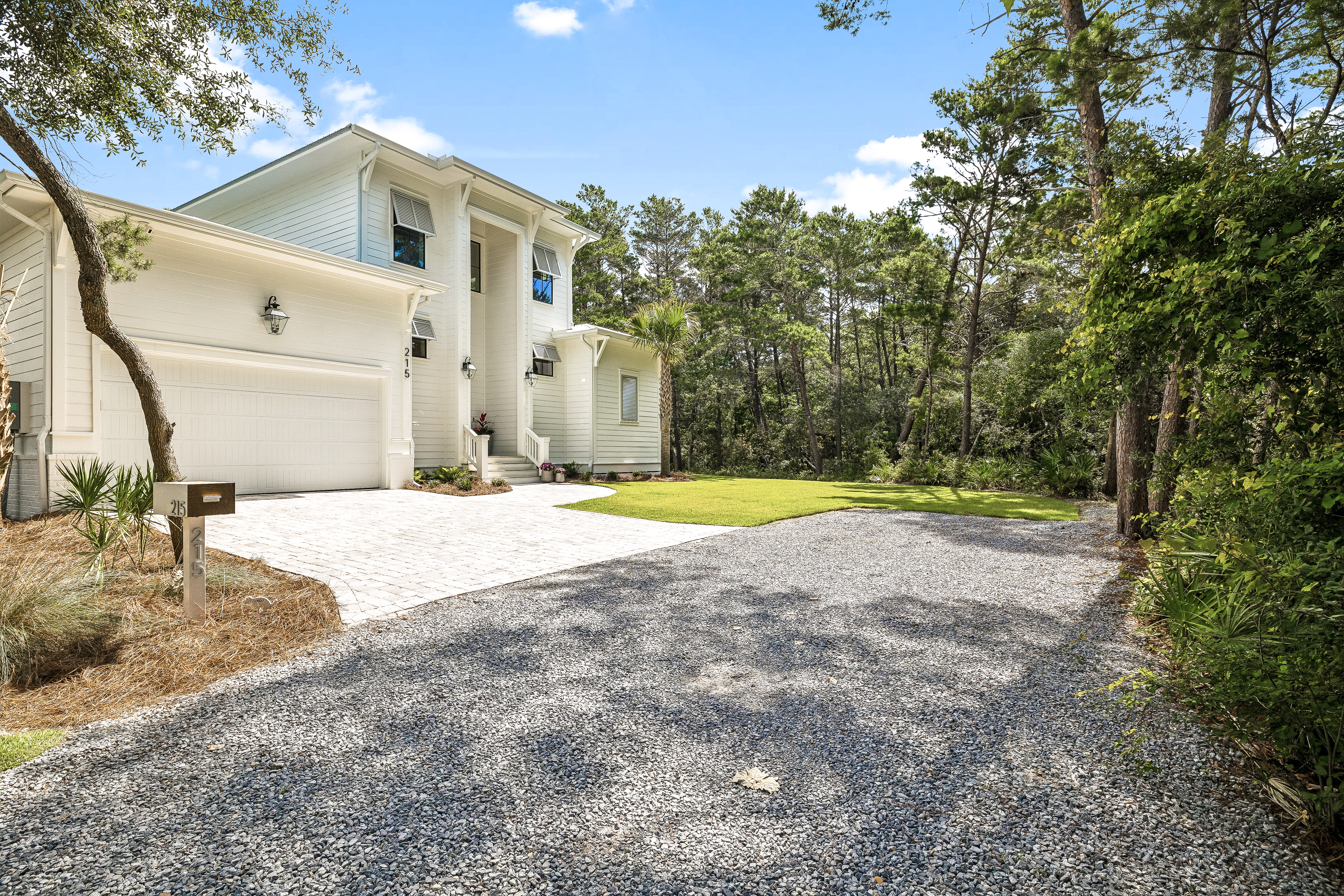  Custom Coastal Luxury with Walkable Beach Access - 物件實景