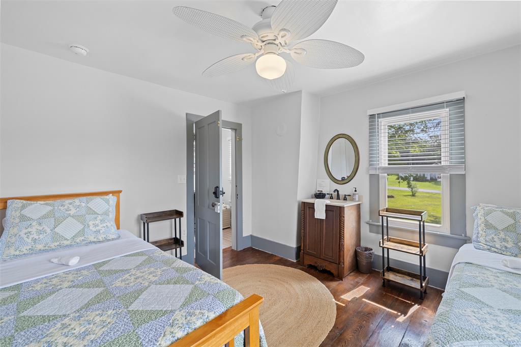 Highland, New York, 12528, United States, 14 Bedrooms Bedrooms, ,10 BathroomsBathrooms,Residential,For Sale,1982769