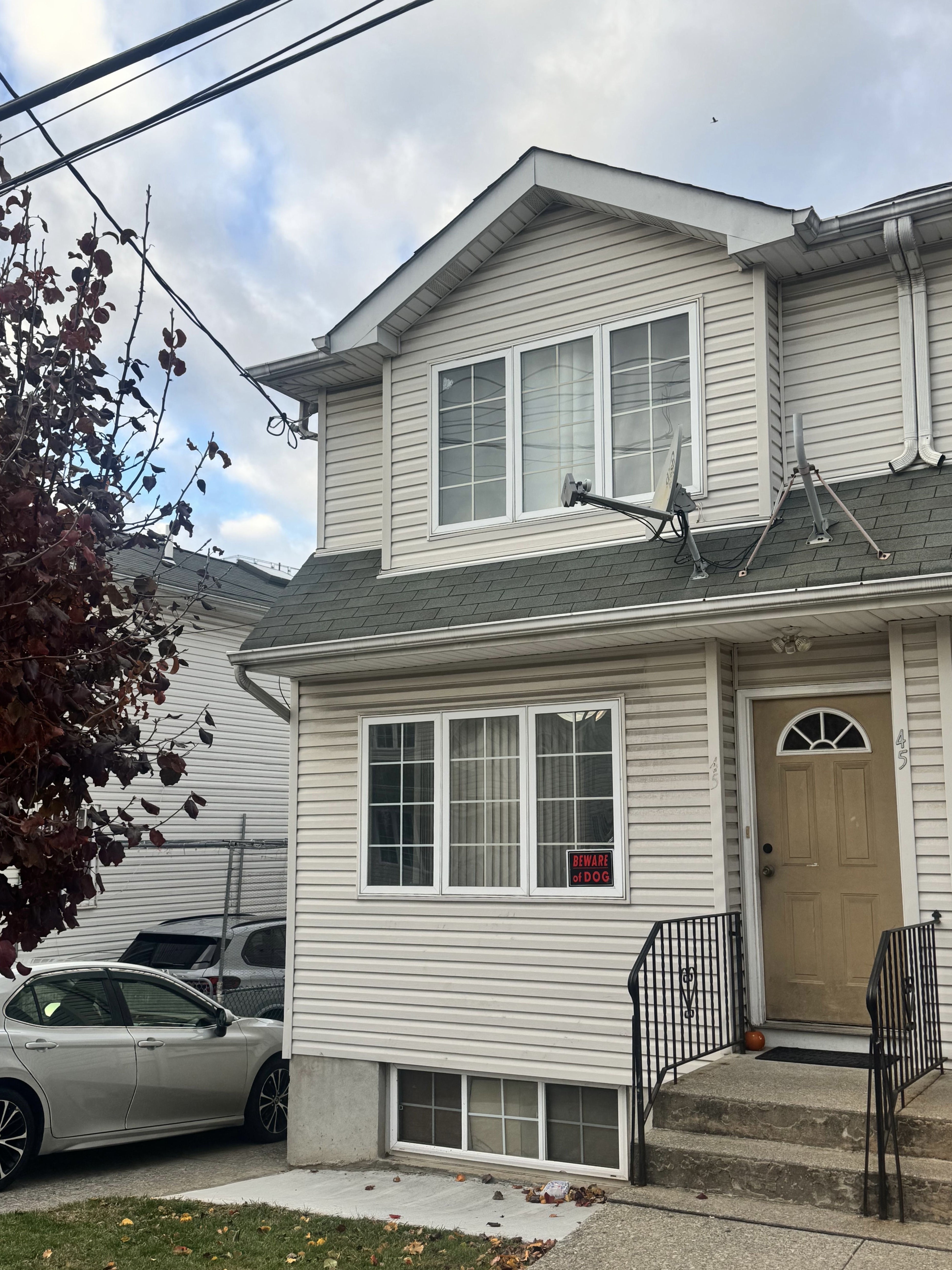 Staten Island, New York, 10310, United States, 3 Bedrooms Bedrooms, ,4 BathroomsBathrooms,Residential,For Sale,2002503