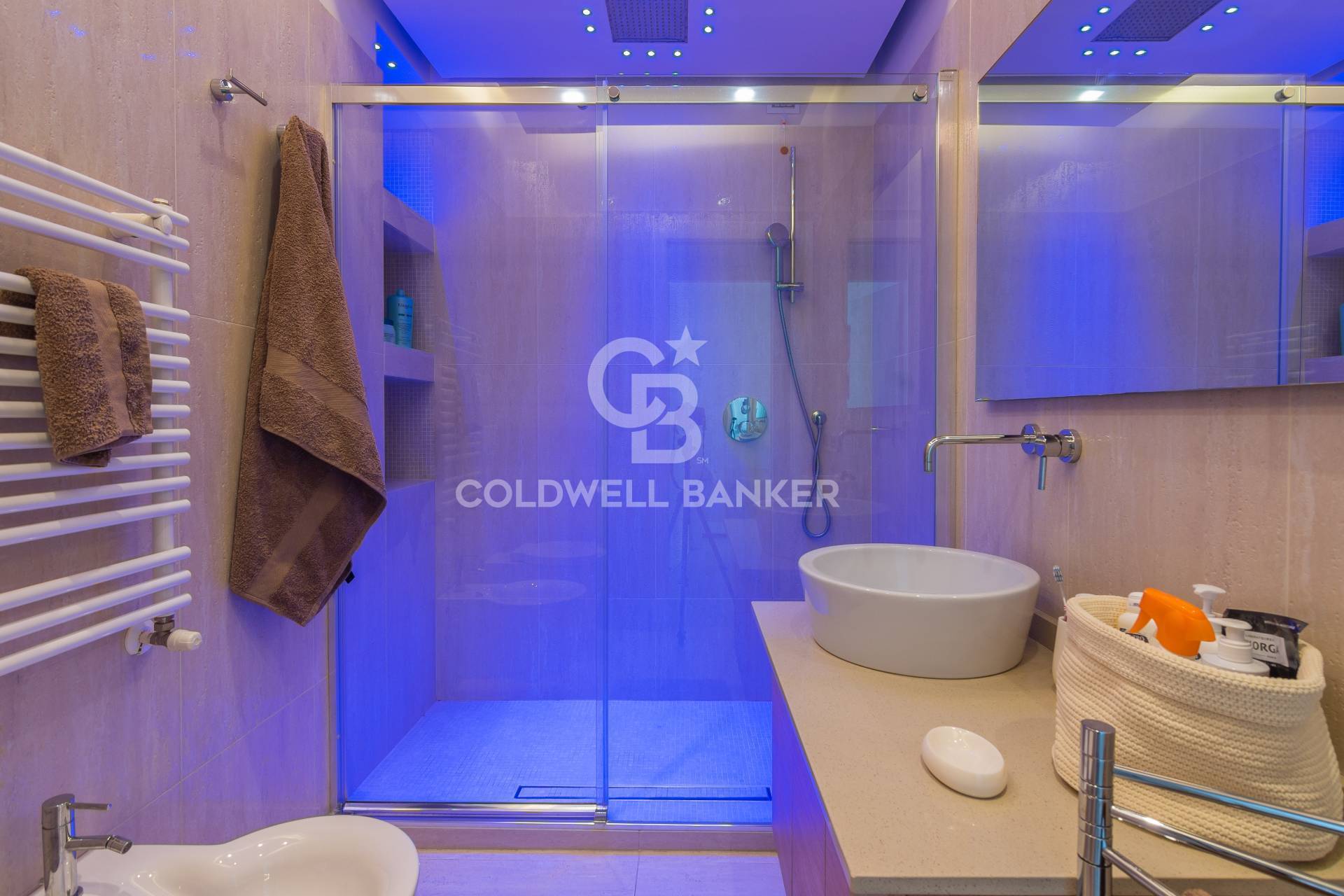 Riccione, Rimini, 47036, IT, 2 Bedrooms Bedrooms, ,1 BathroomBathrooms,Residential,For Sale,1897456