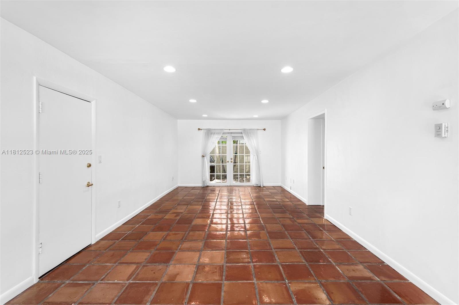 Miami, Florida, 33133, United States, 5 Bedrooms Bedrooms, ,5 BathroomsBathrooms,Residential,For Sale,1838928