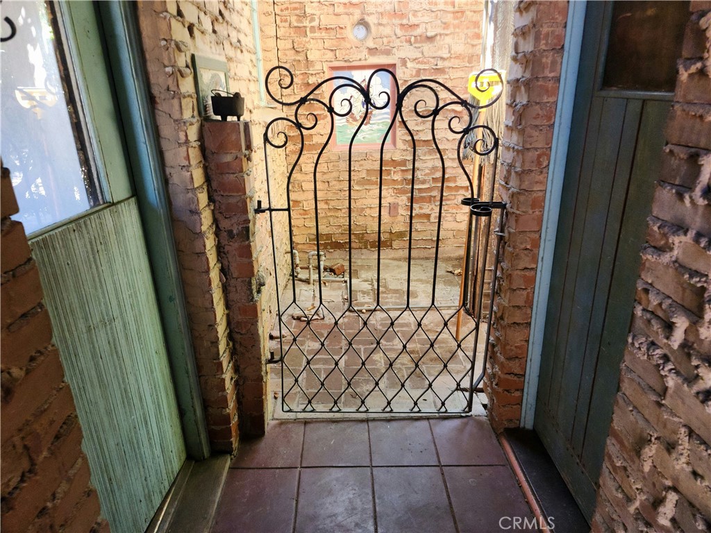 Riverside, California, 92501, United States, 4 Bedrooms Bedrooms, ,2 BathroomsBathrooms,Residential,For Sale,1966223