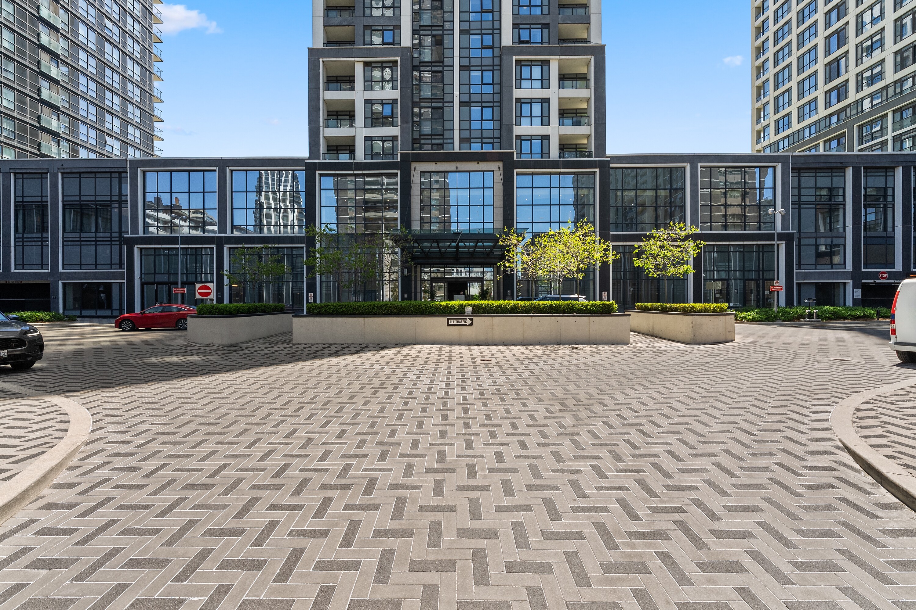  Bloorvista At Islington - 物件實景