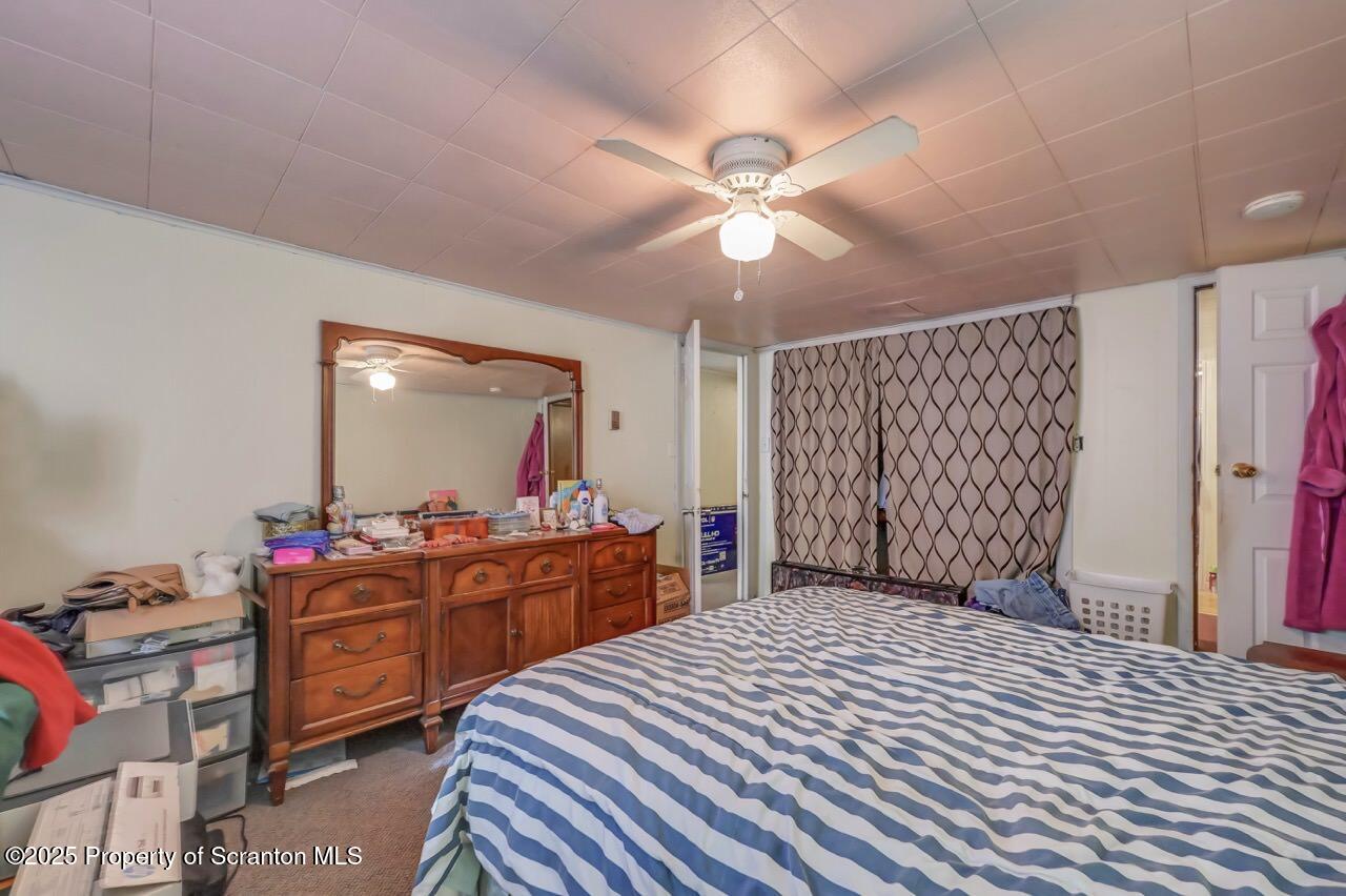Gouldsboro, Pennsylvania, 18424, United States, 5 Bedrooms Bedrooms, ,2 BathroomsBathrooms,Residential,For Sale,1932796