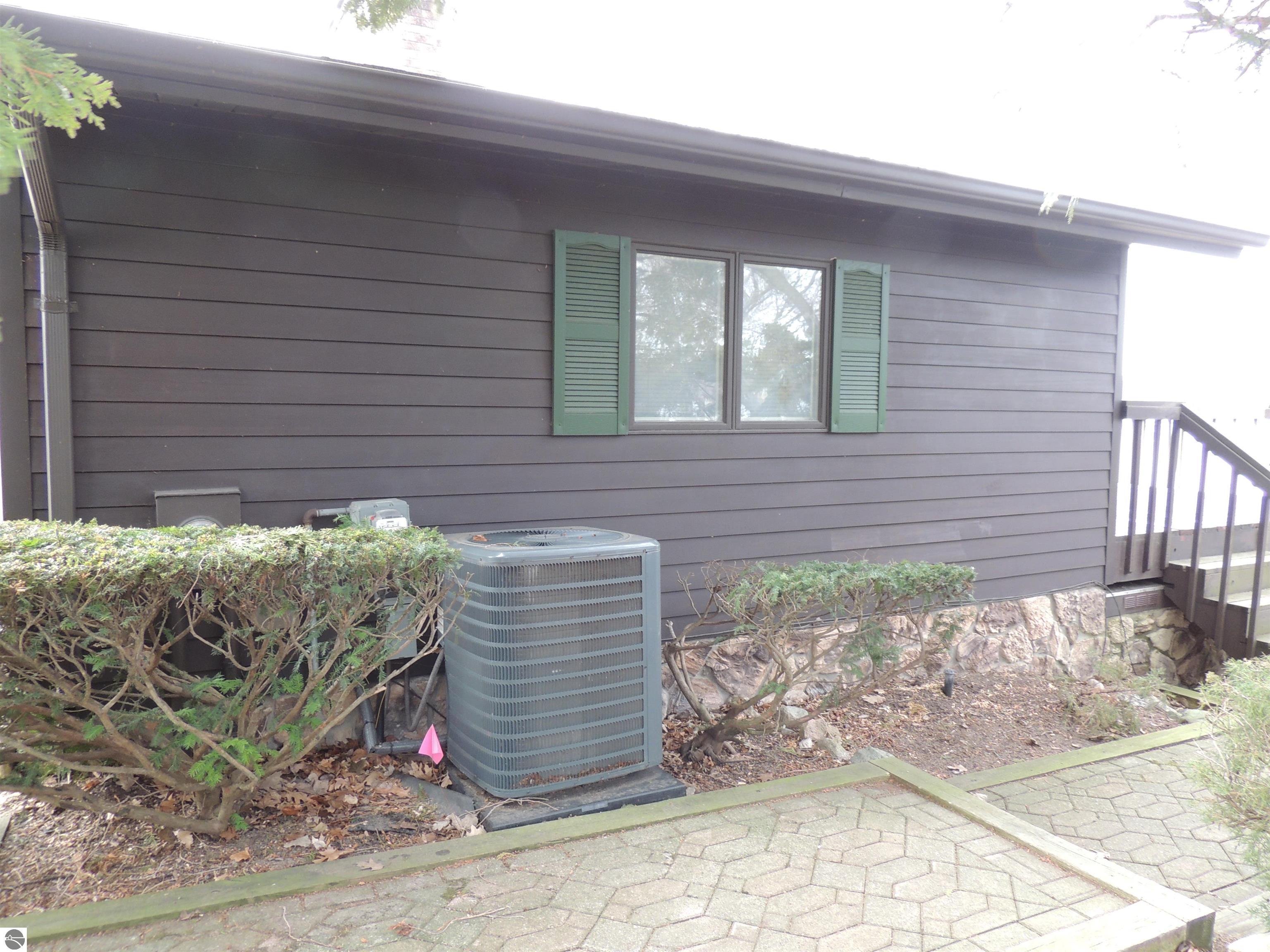 Lake Isabella, Michigan, 48893, United States, 4 Bedrooms Bedrooms, ,4 BathroomsBathrooms,Residential,For Sale,2030356