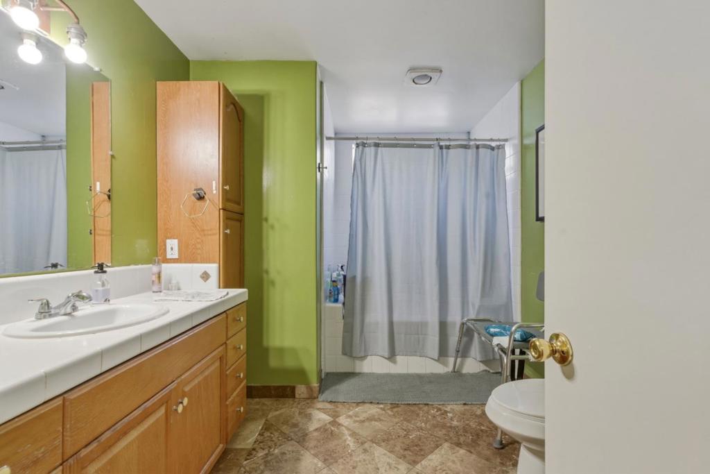 Seaside, California, 93955, United States, 3 Bedrooms Bedrooms, ,1 BathroomBathrooms,Residential,For Sale,2048589